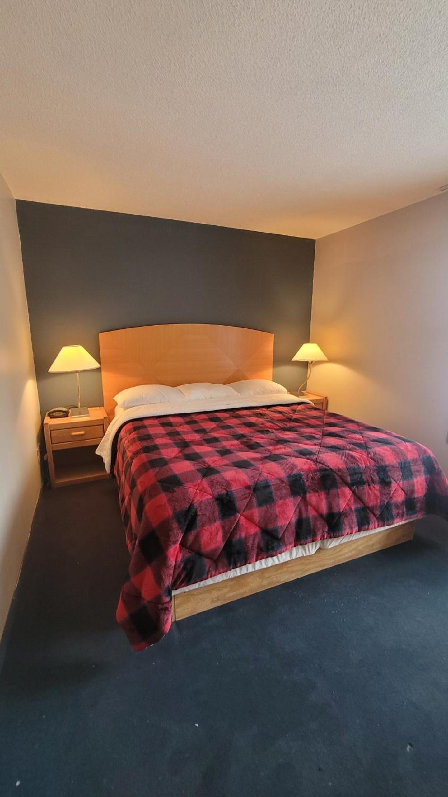 King Suite with Spa Bath