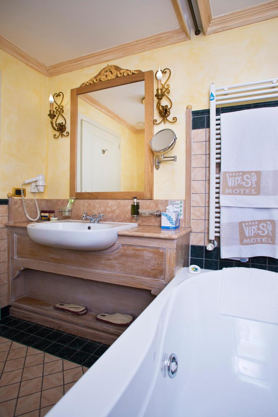 Junior Double Room - Photo 10