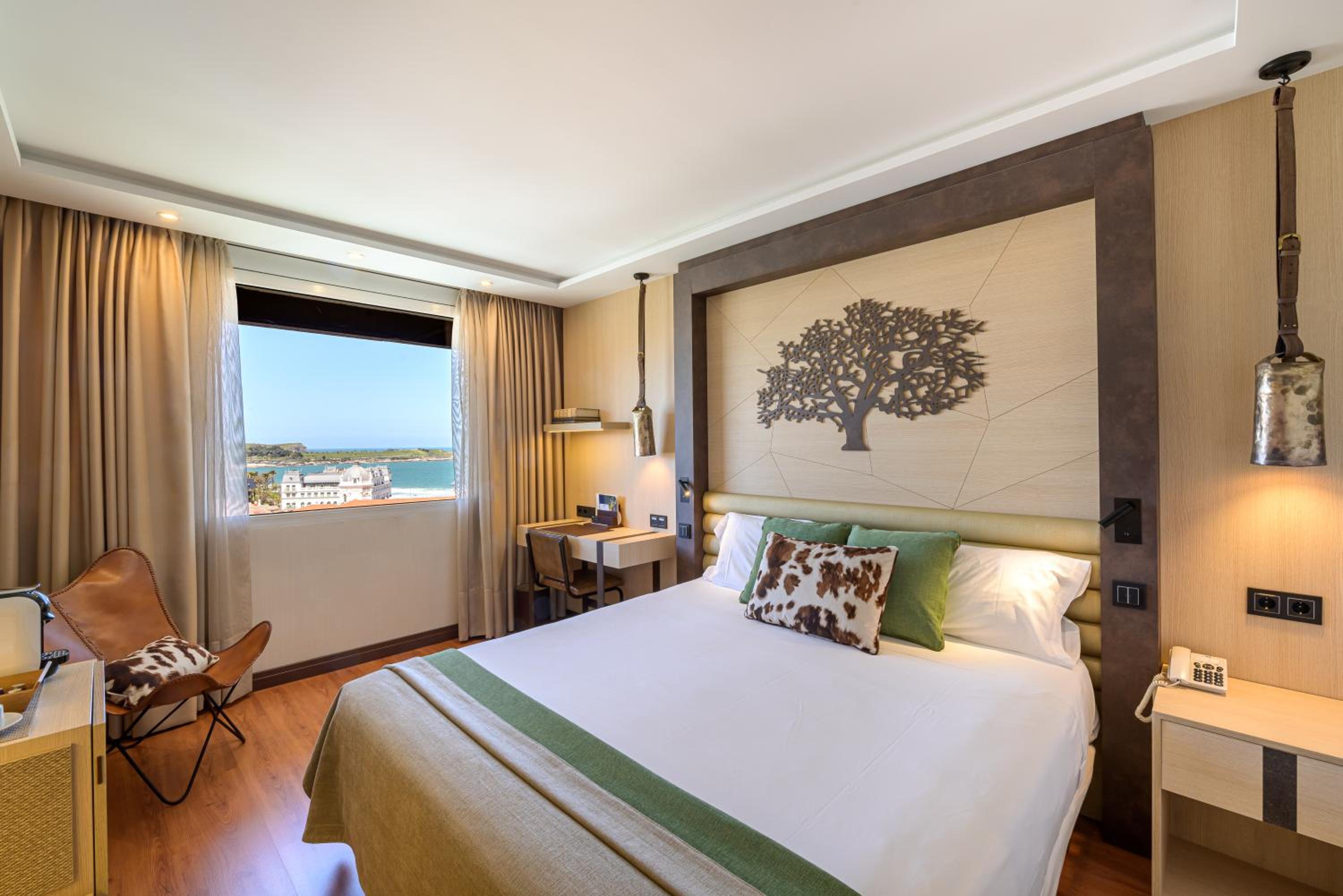 Deluxe Double or Twin Room - Photo 1