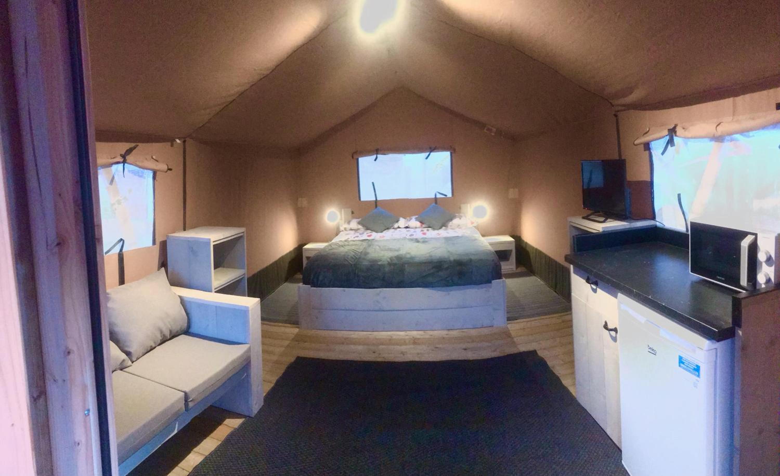 Tent photo 3