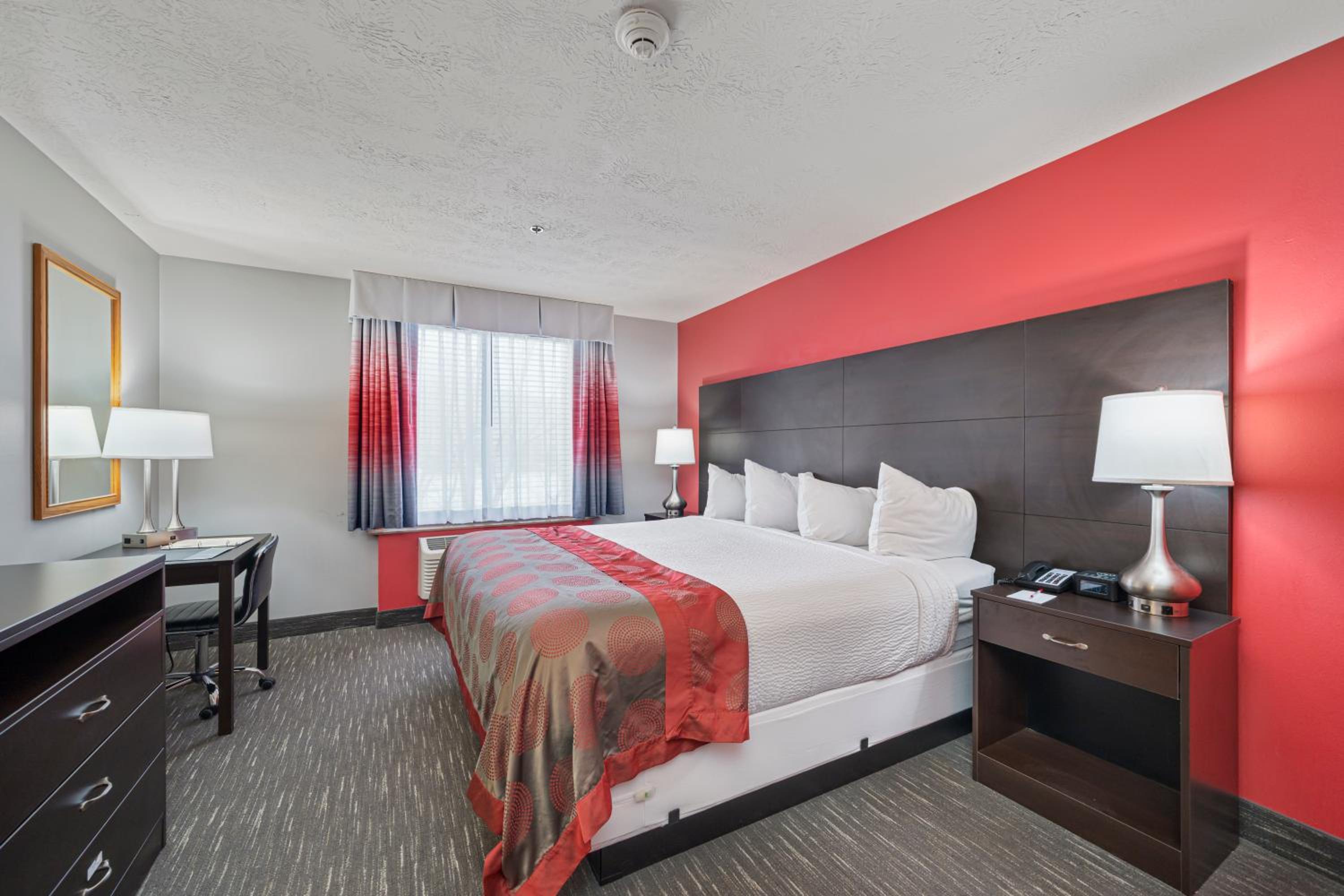 Two-Bedroom Suite - Non-Smoking - Photo 14