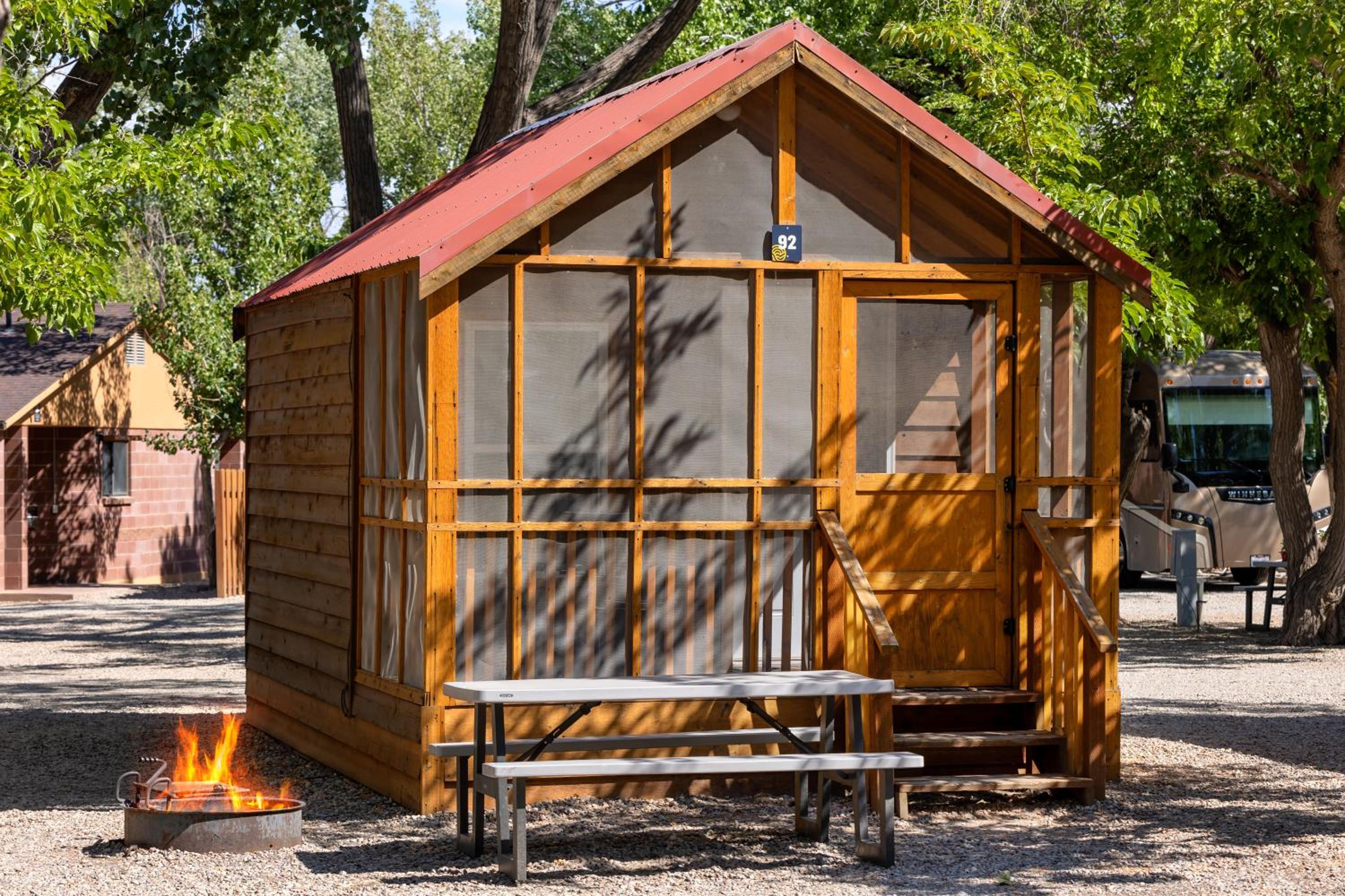 Camping Cabin photo 3