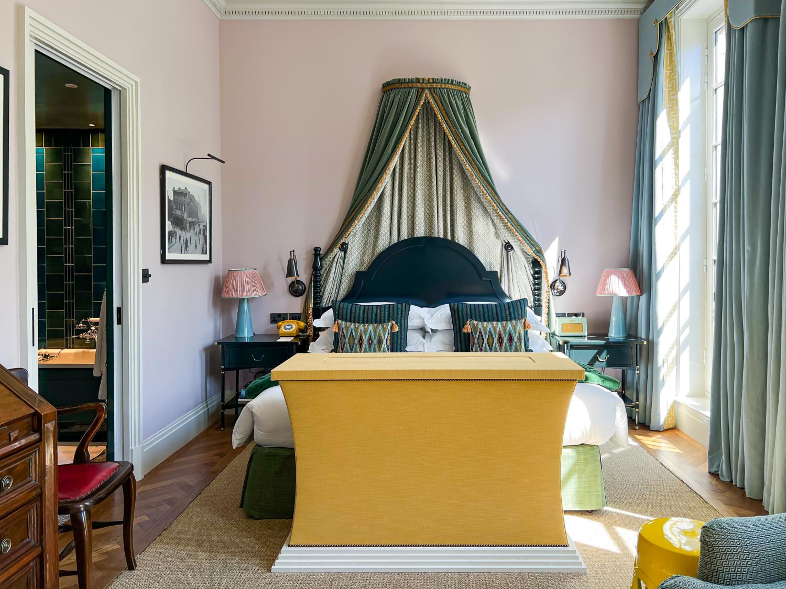 Suite photo 1