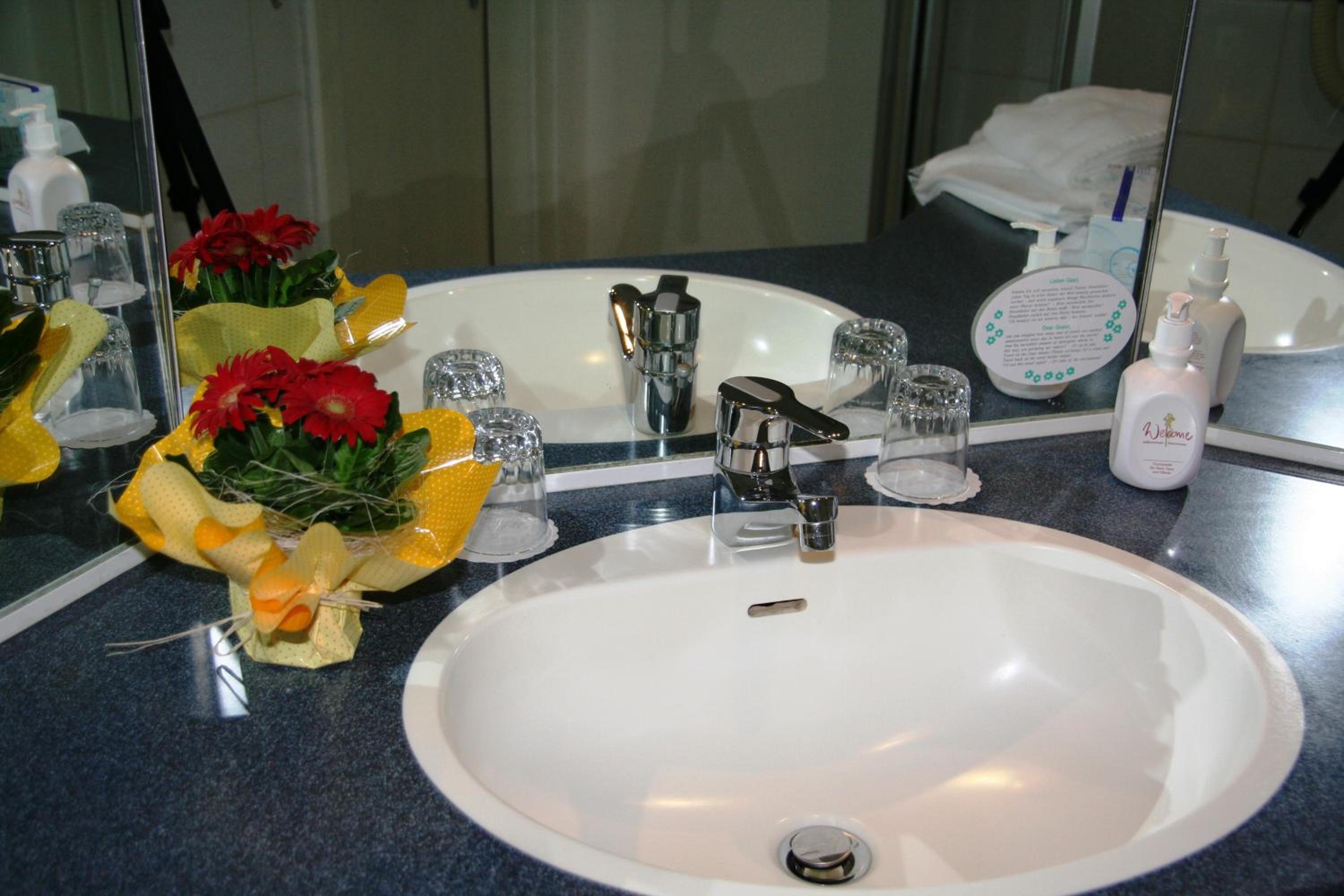 Triple Room - Photo 2