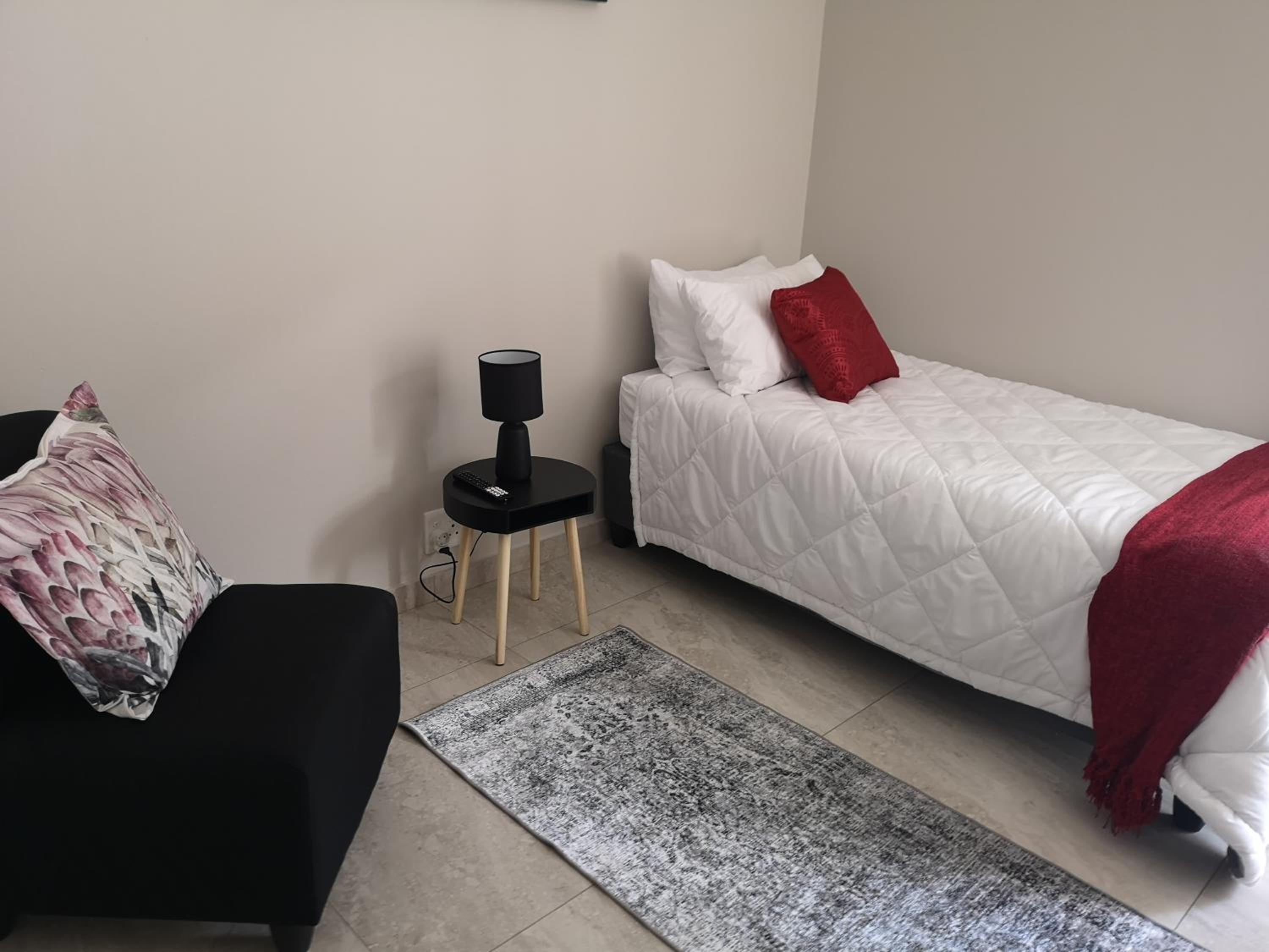 Standard Twin Room photo 1