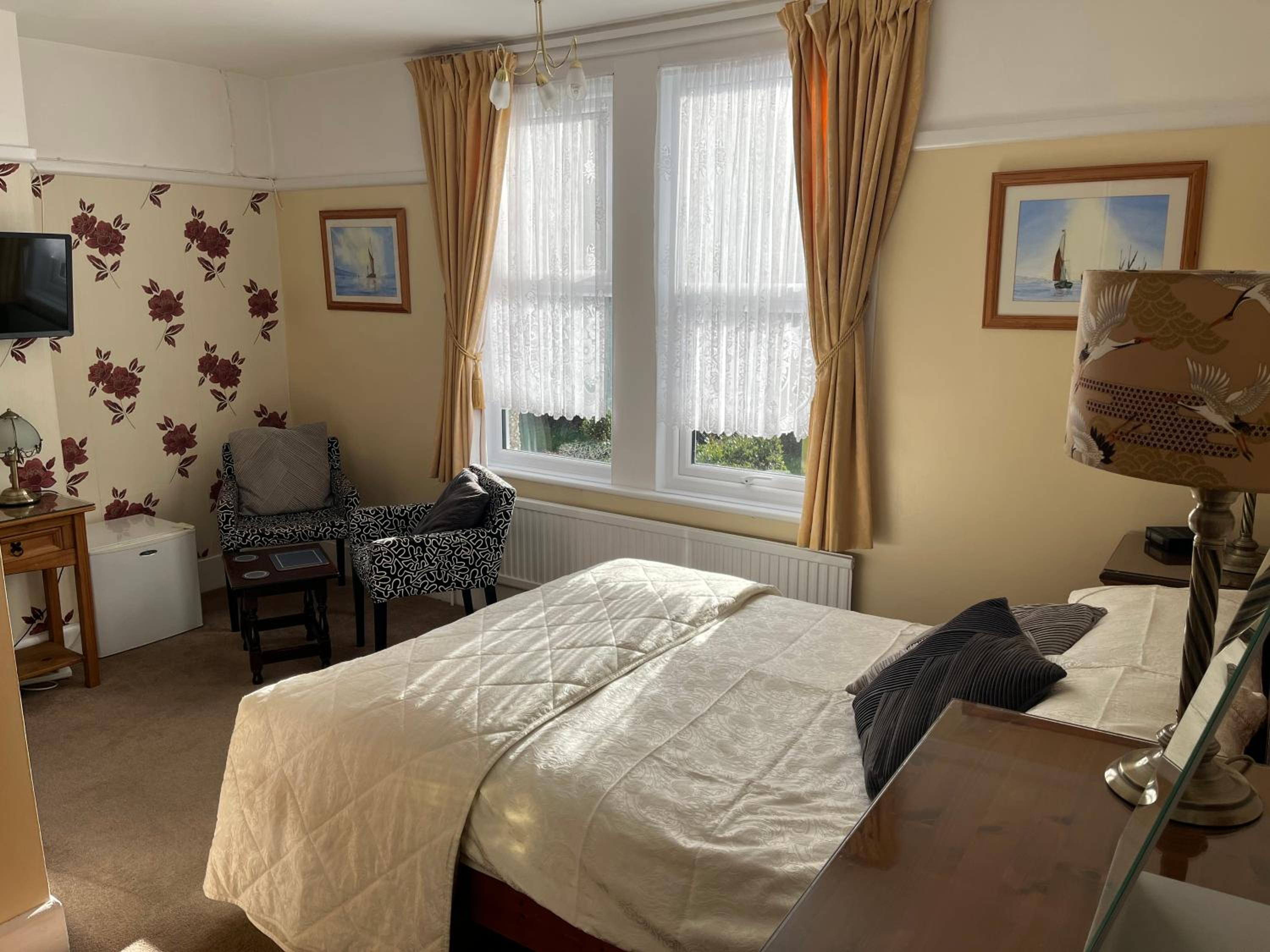 Large Double Room photo 2