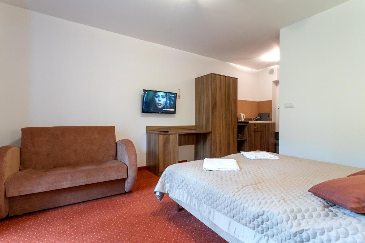 Studio Apartment photo 1