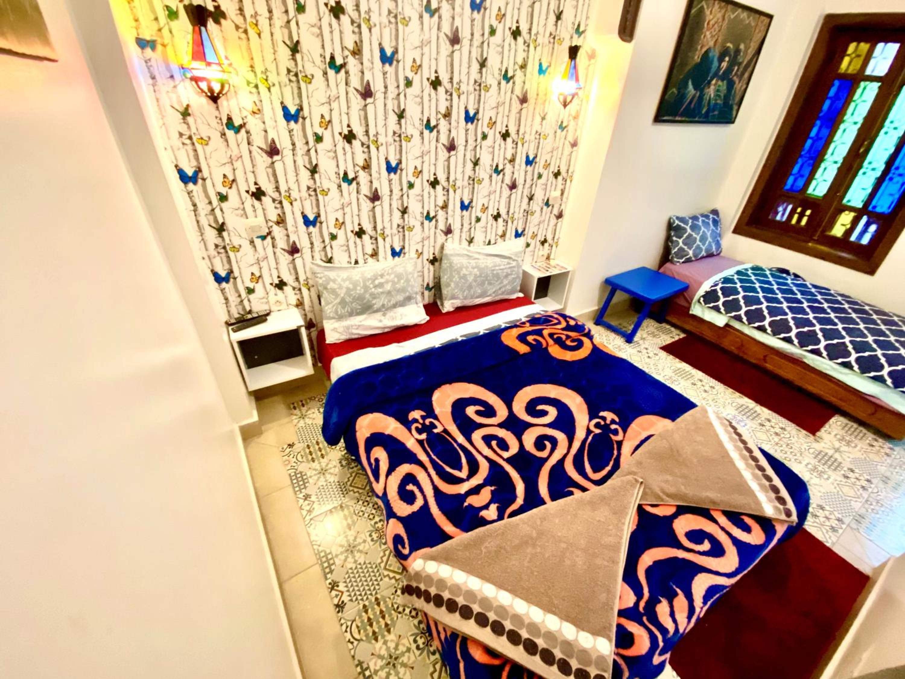 Double Room - Photo 10