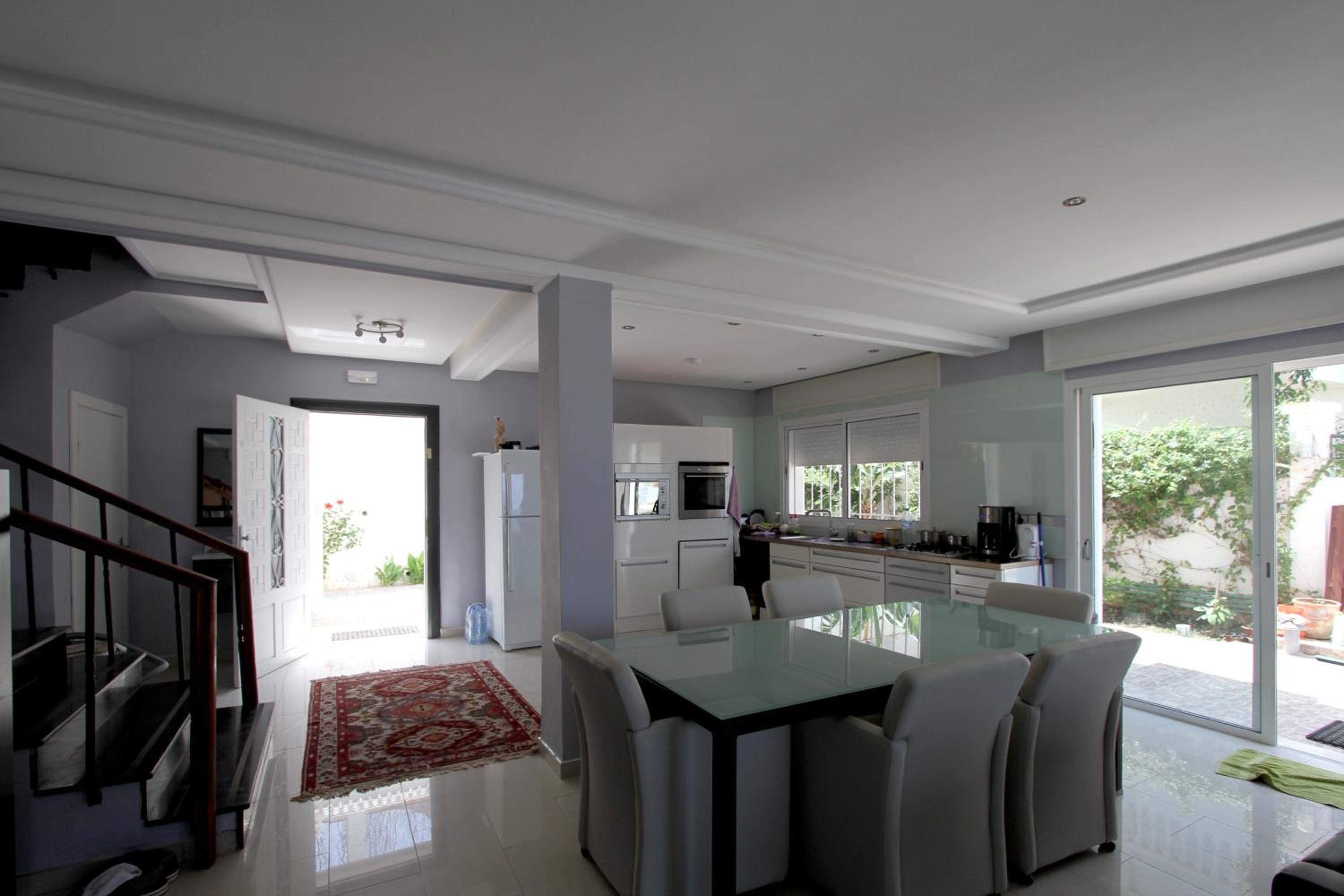 Villa with Private Pool - Photo 14