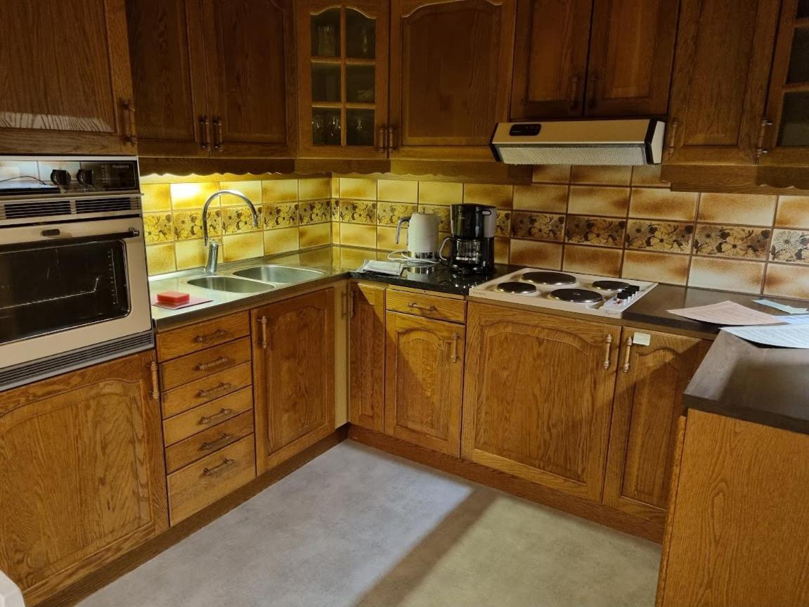 Two-Bedroom House - Photo 4