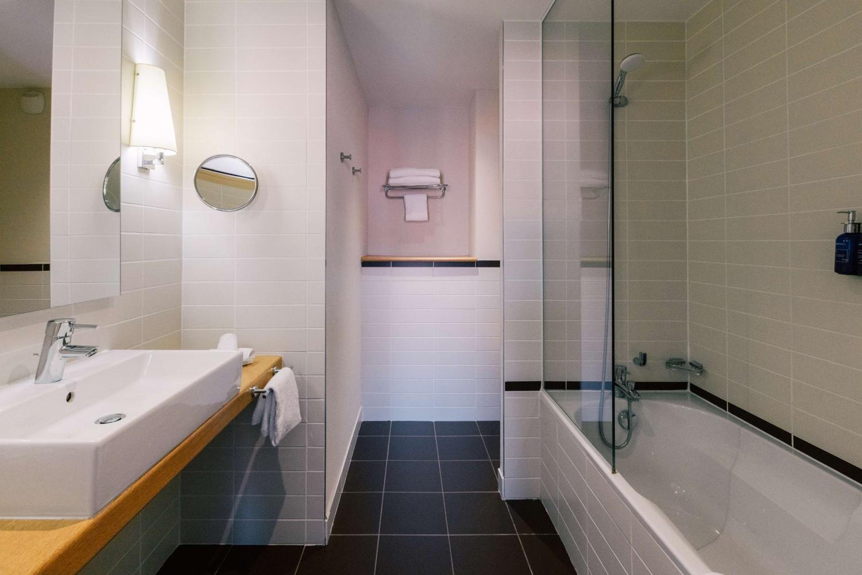 Standard Room - Photo 8