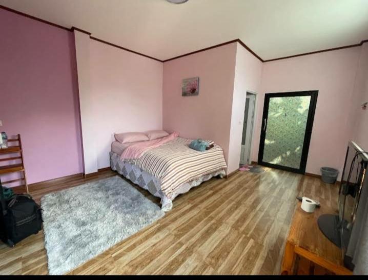 Double Room with Balcony - Photo 3