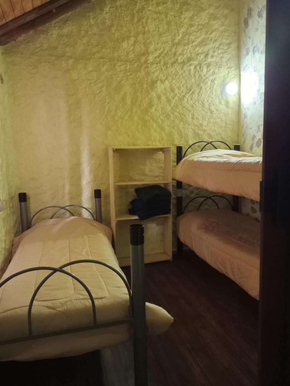 Triple Room with Private Bathroom photo 1