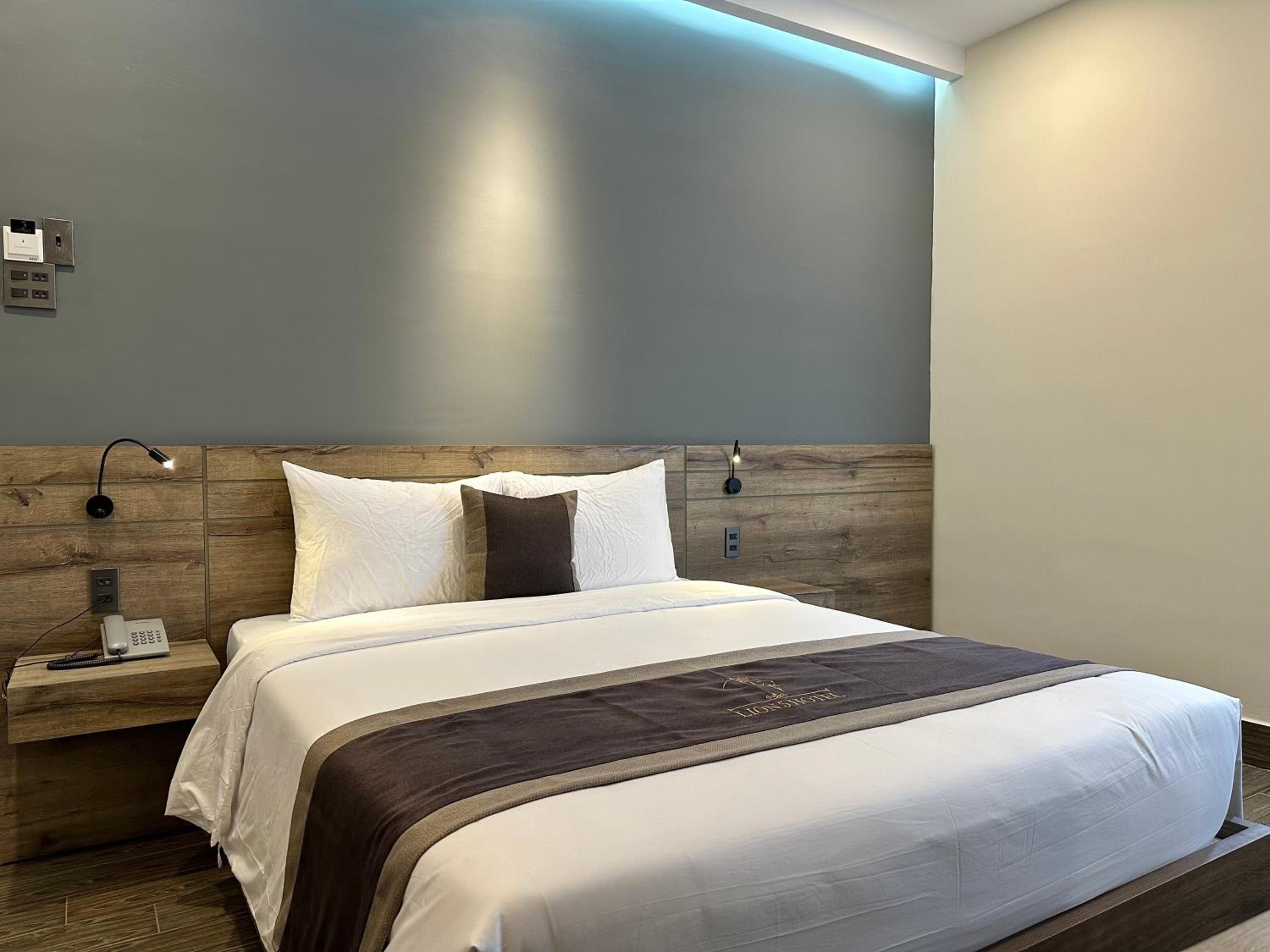 Deluxe Double Room photo 2