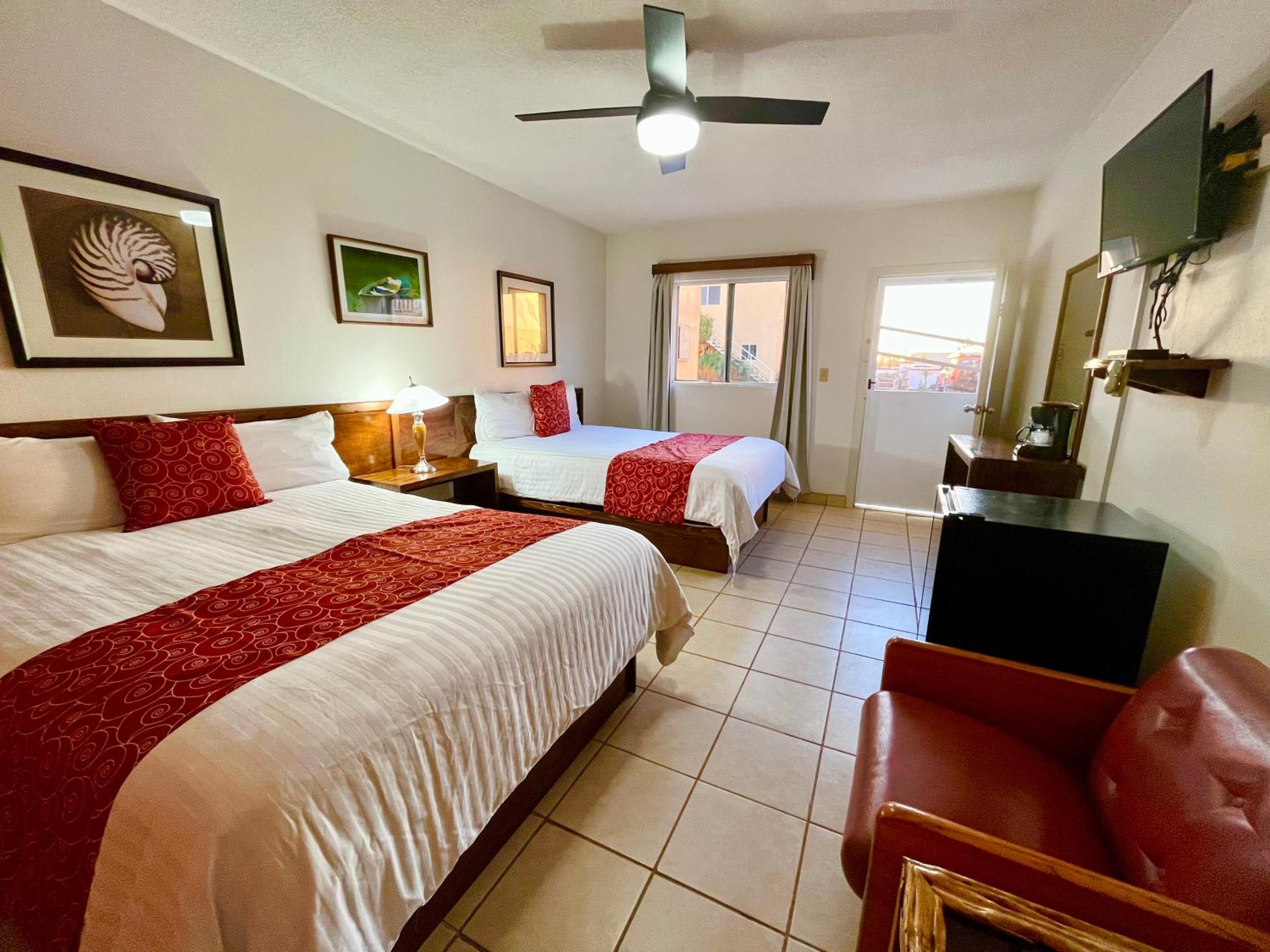 Double Room photo 3