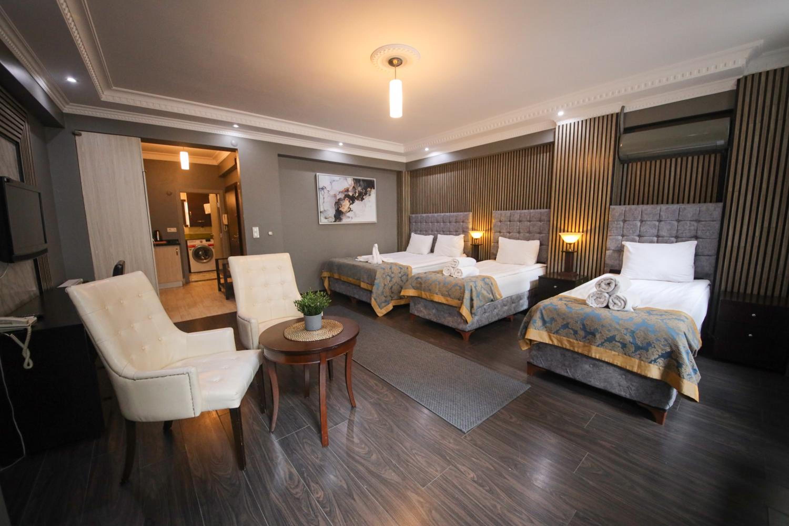 Family Suite photo 3