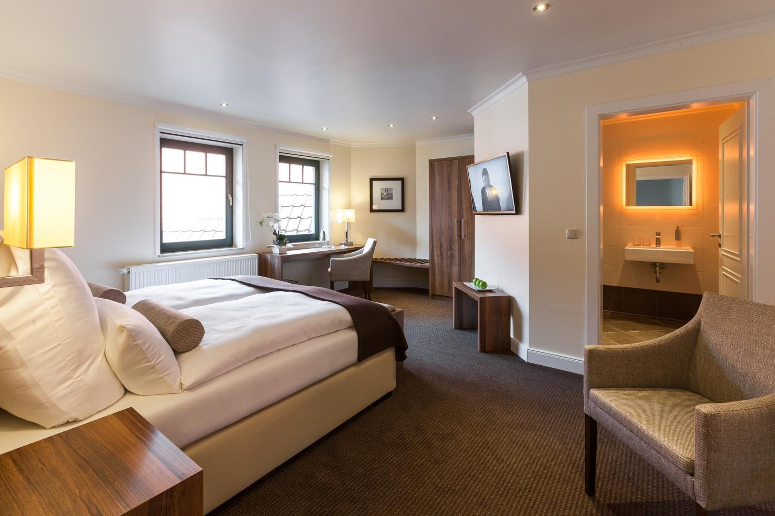 Double Room with Private Bathroom - Photo 5