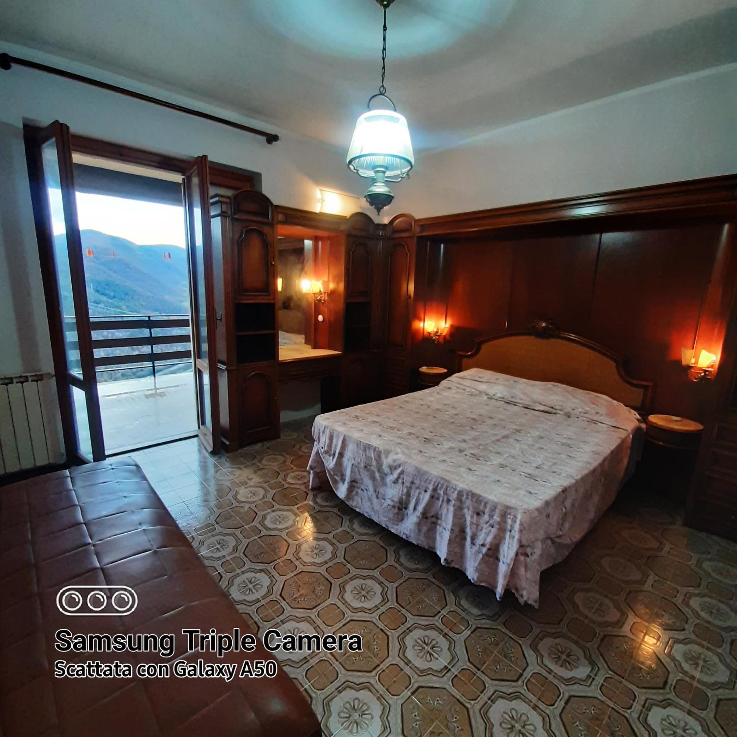 King Room with Mountain View photo 2