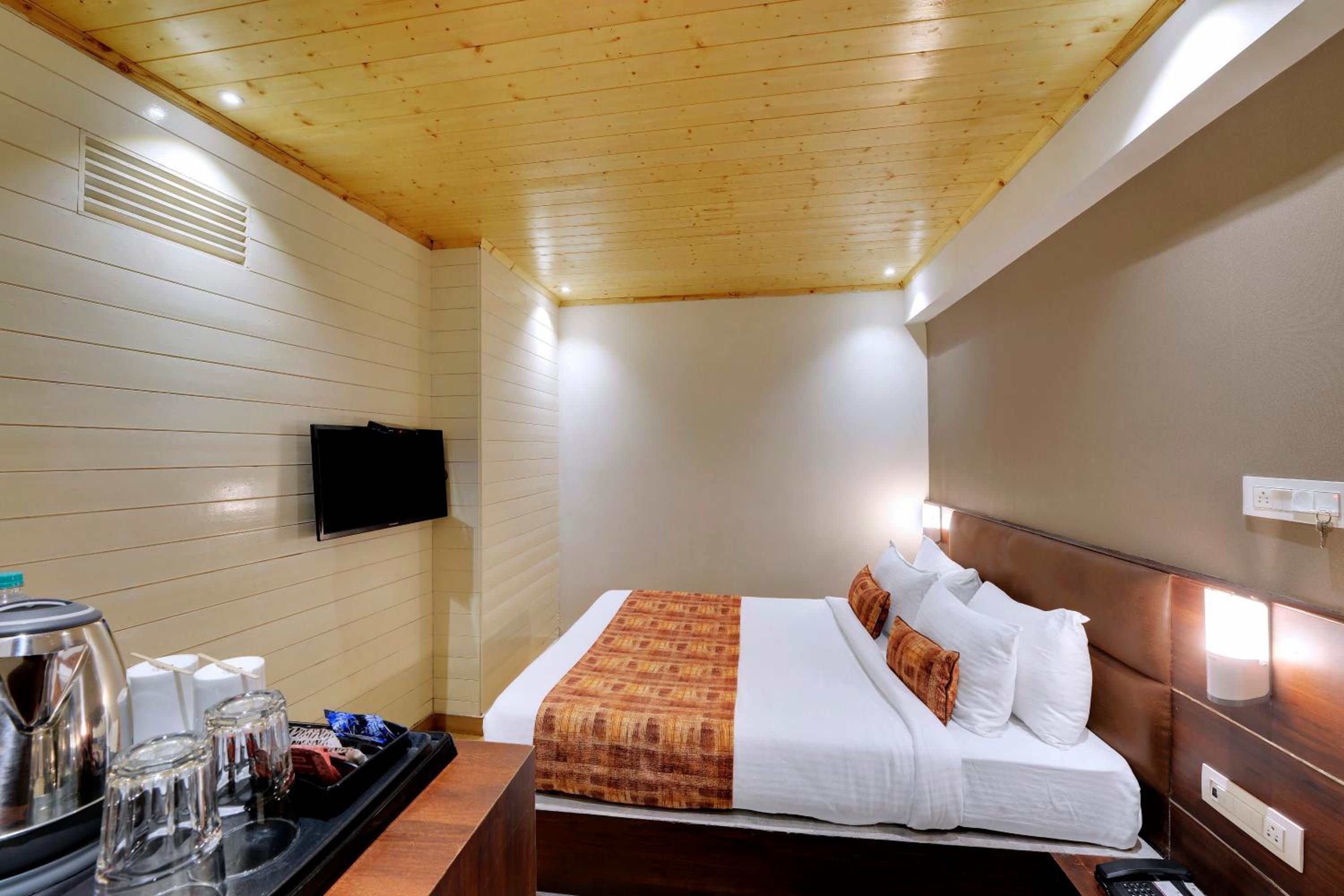 Deluxe Double Room - Photo 2