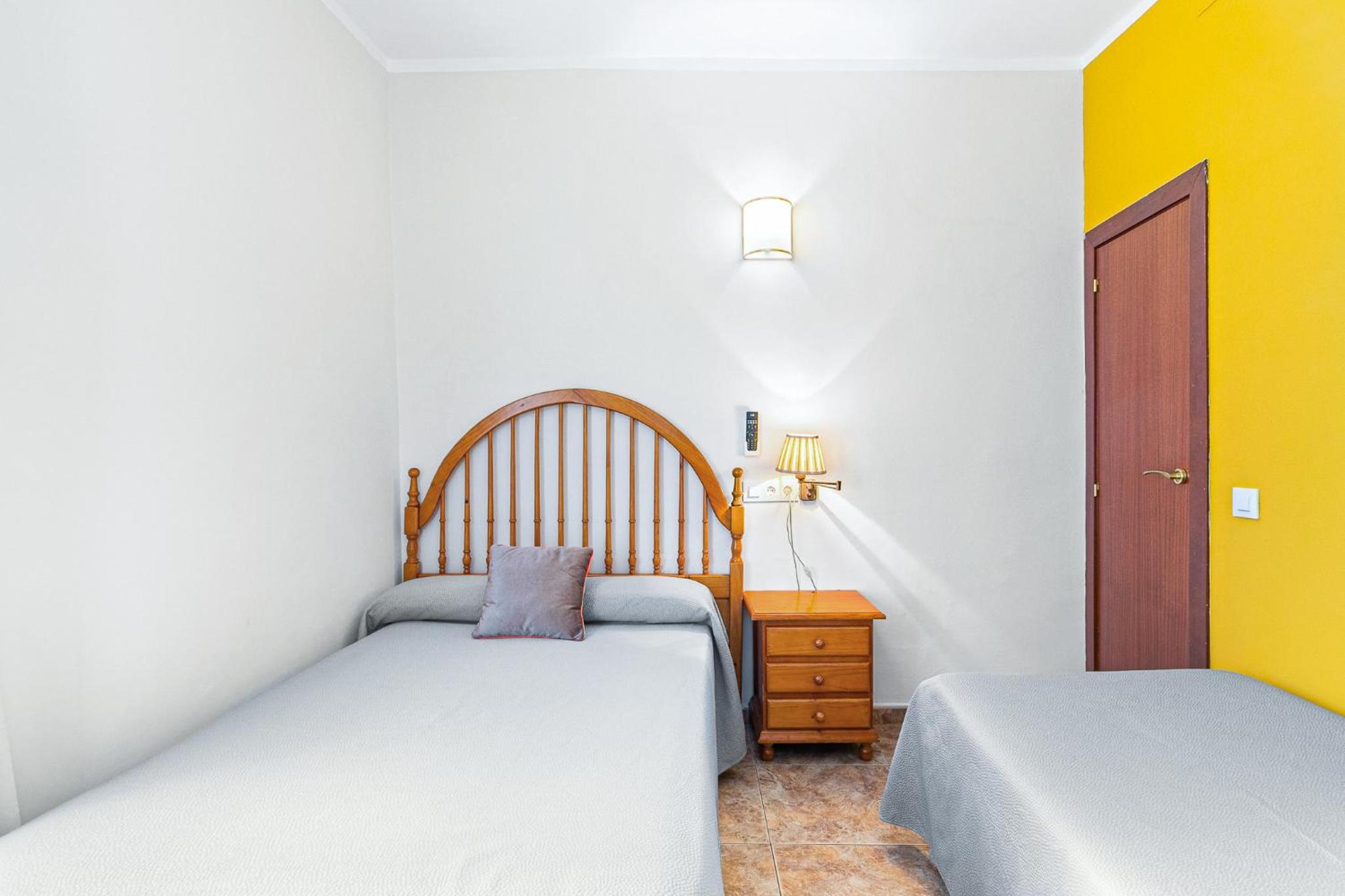 Habitación Triple con Baño Privado