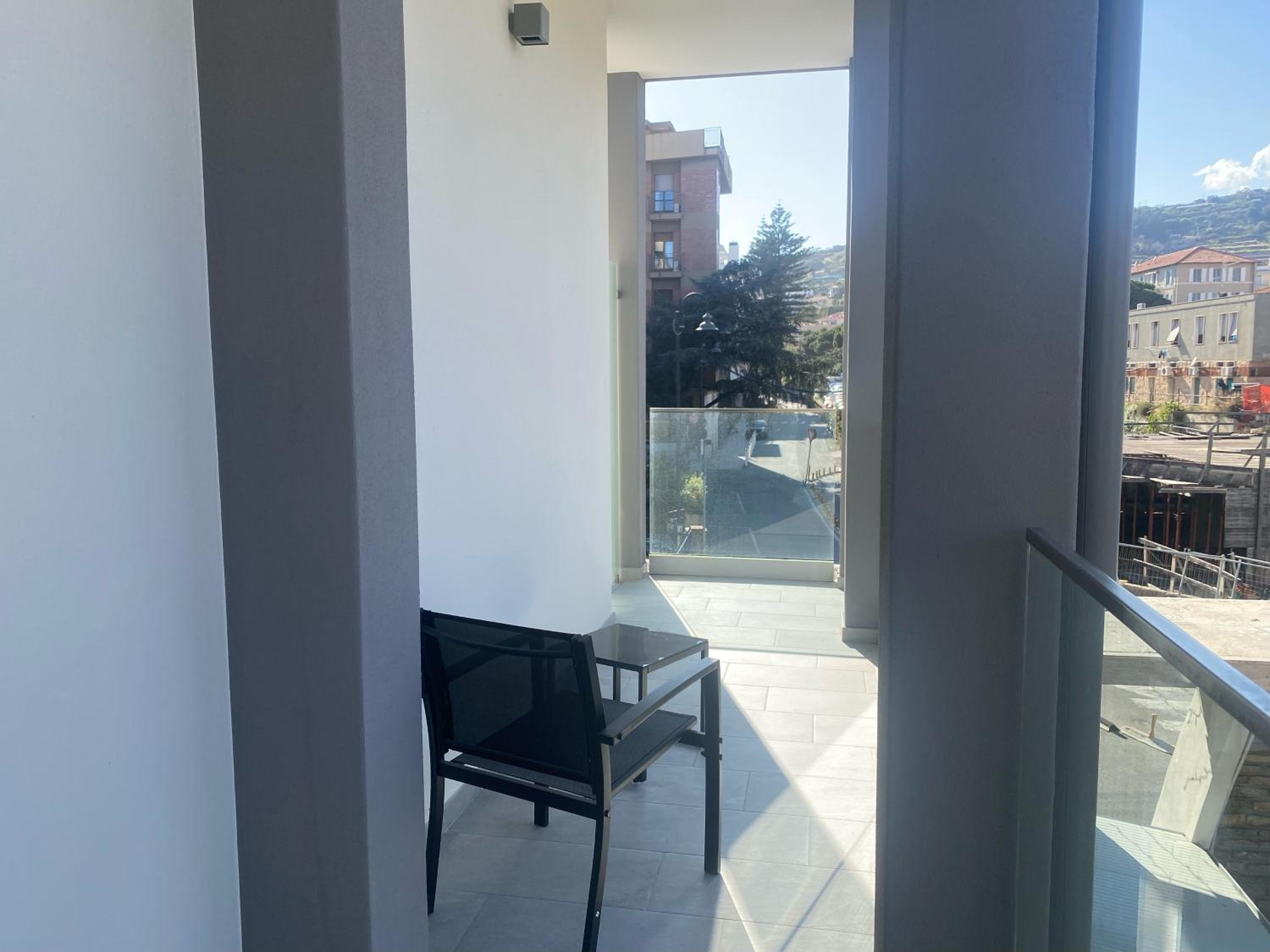 Single Room with Balcony