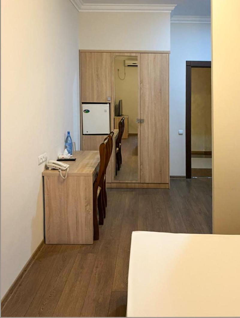 Standard Double Room photo 3