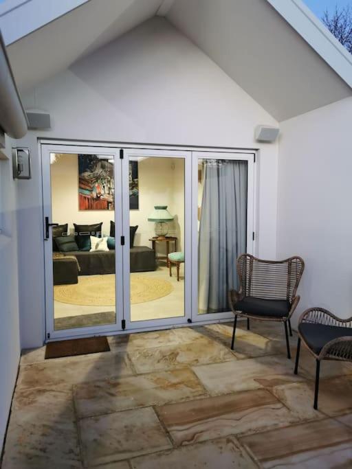 One-Bedroom House photo 2