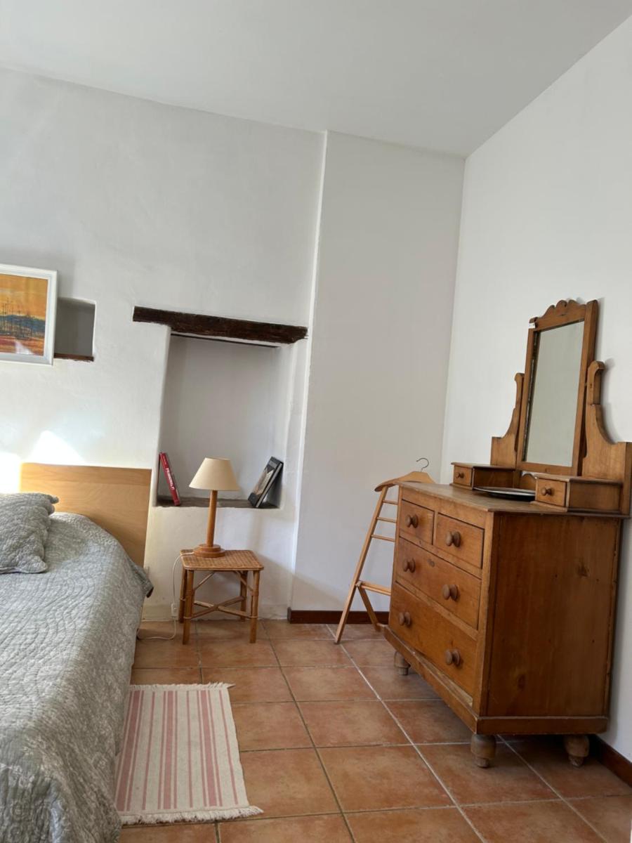 Standard King Room - Photo 2