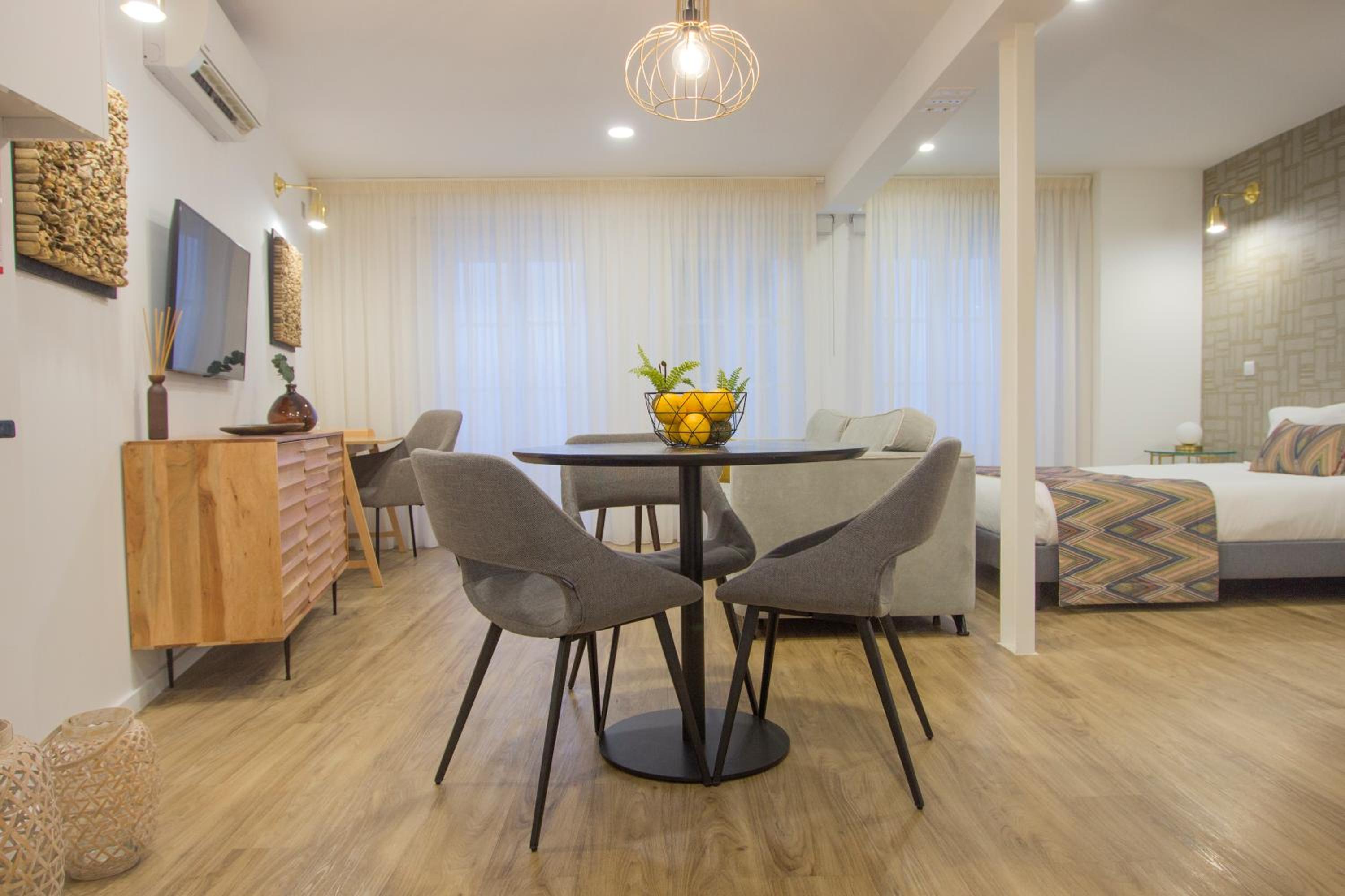 Studio ( Ground Floor ) - Photo 27