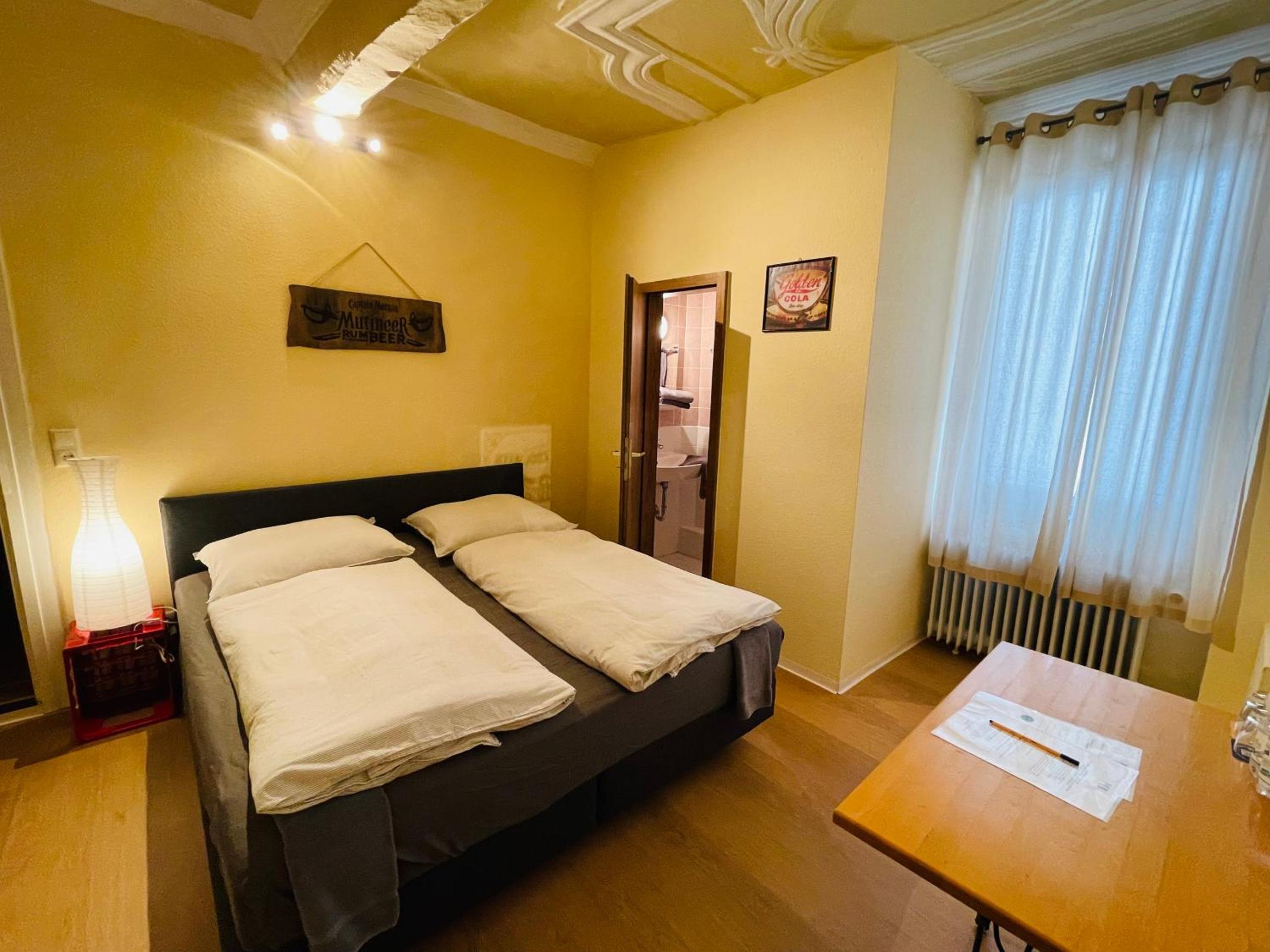 Double Room with Private External Bathroom photo 1