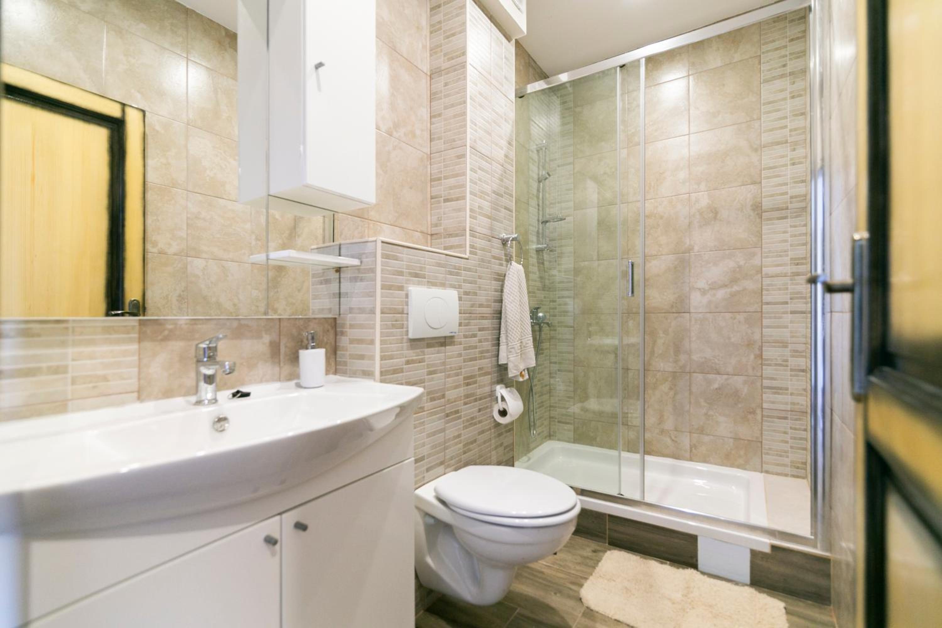 Deluxe Double Room with Balcony and Sea View - Photo 2