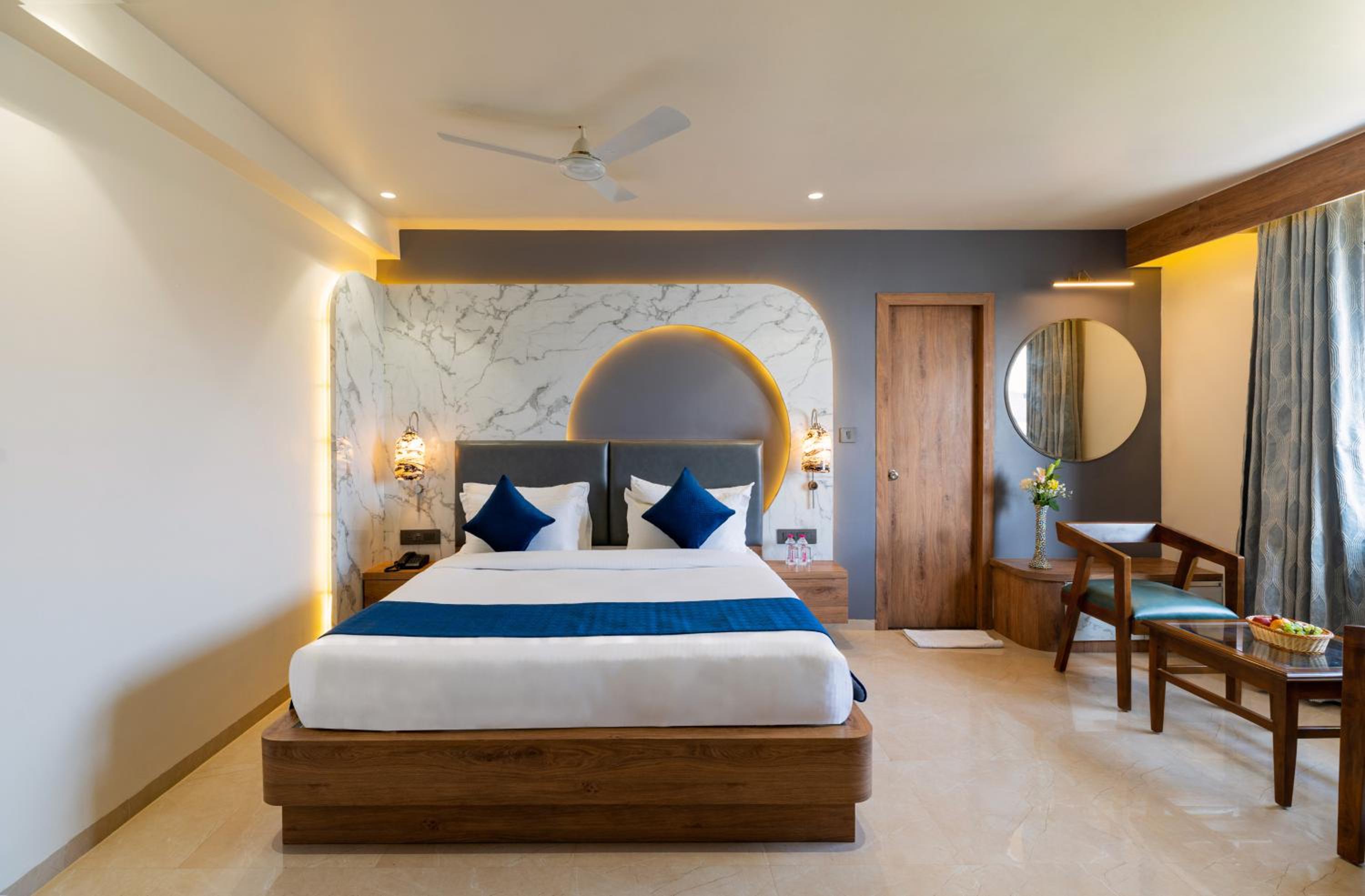 Superior King Room photo 1