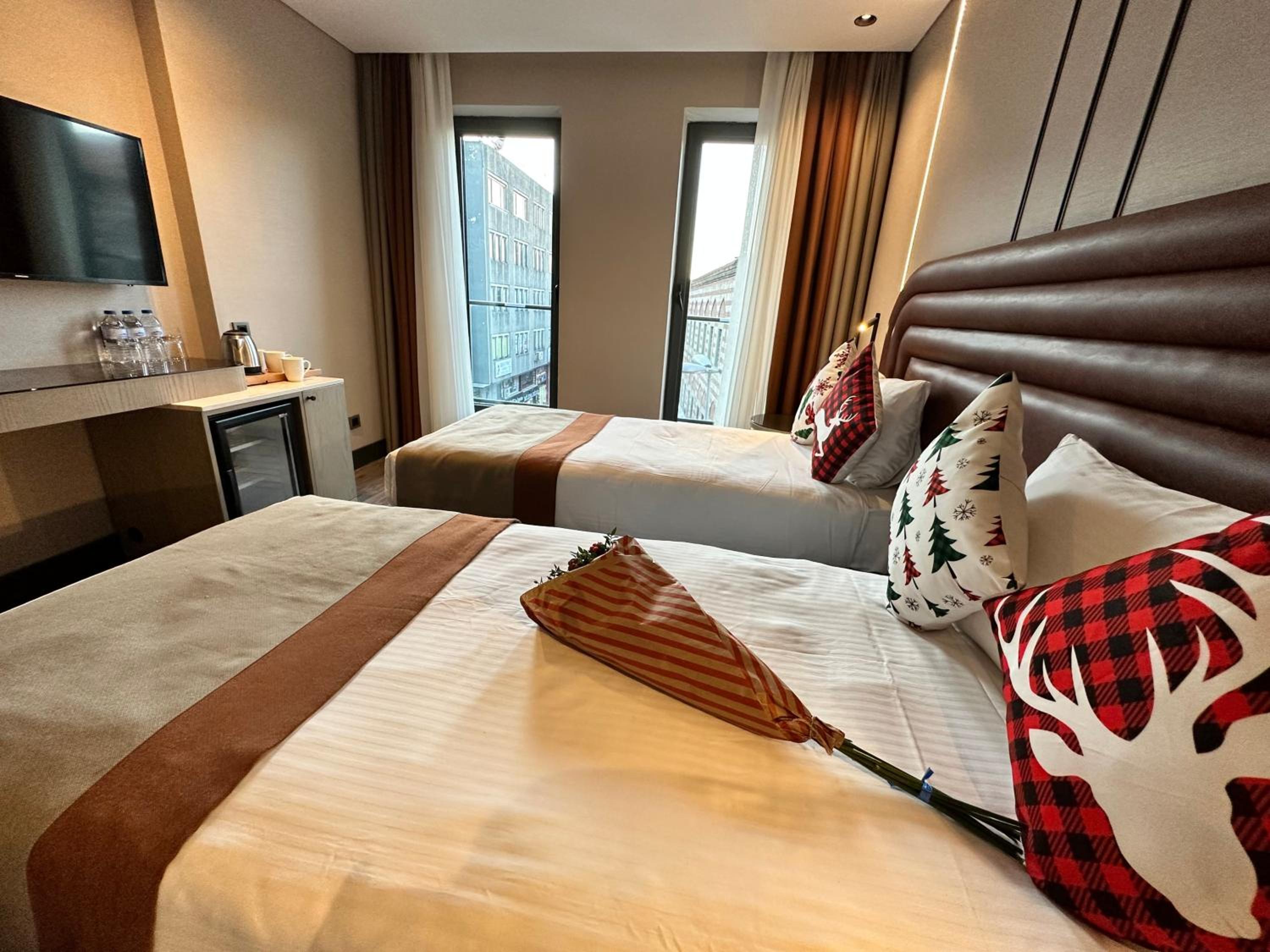 Deluxe Triple Room photo 2