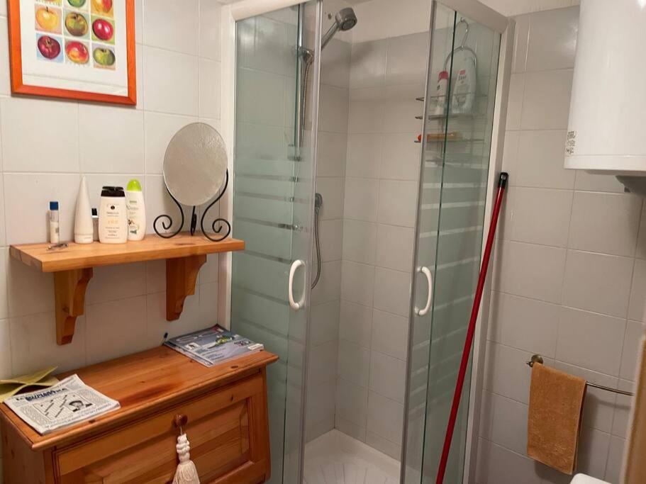Studio Apartment photo 3