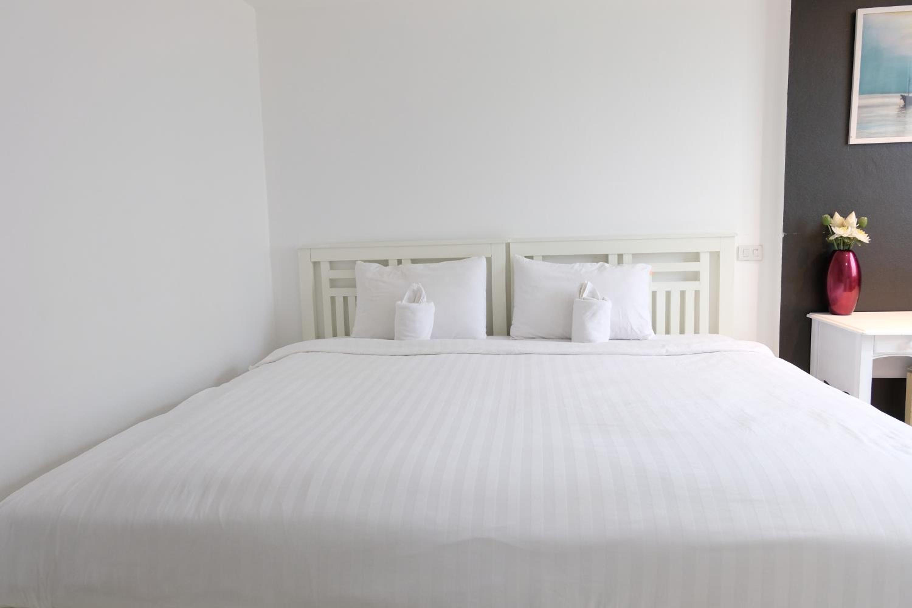 Deluxe King Room photo 3