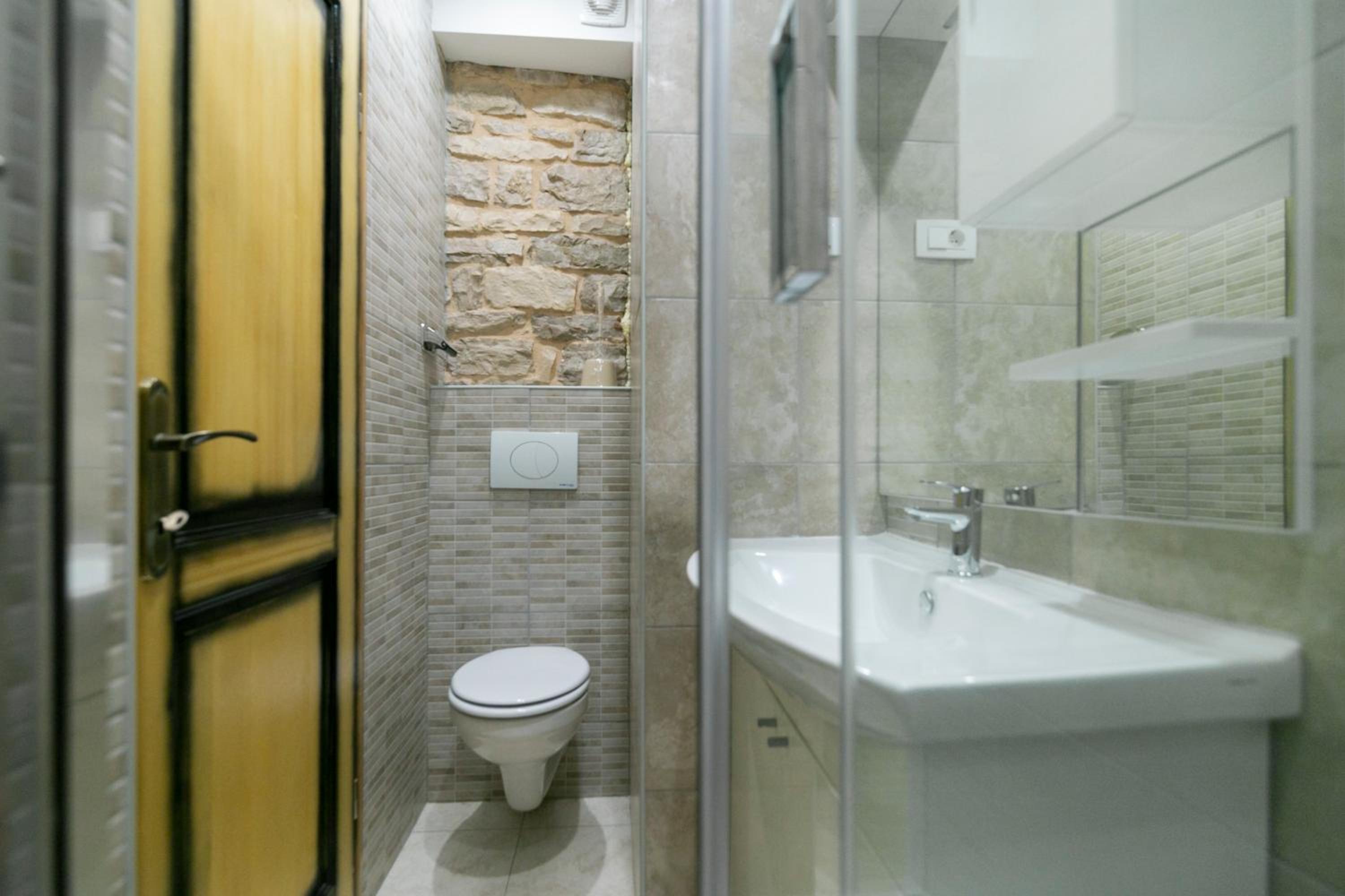 Deluxe Triple Room with Sea View - Photo 20