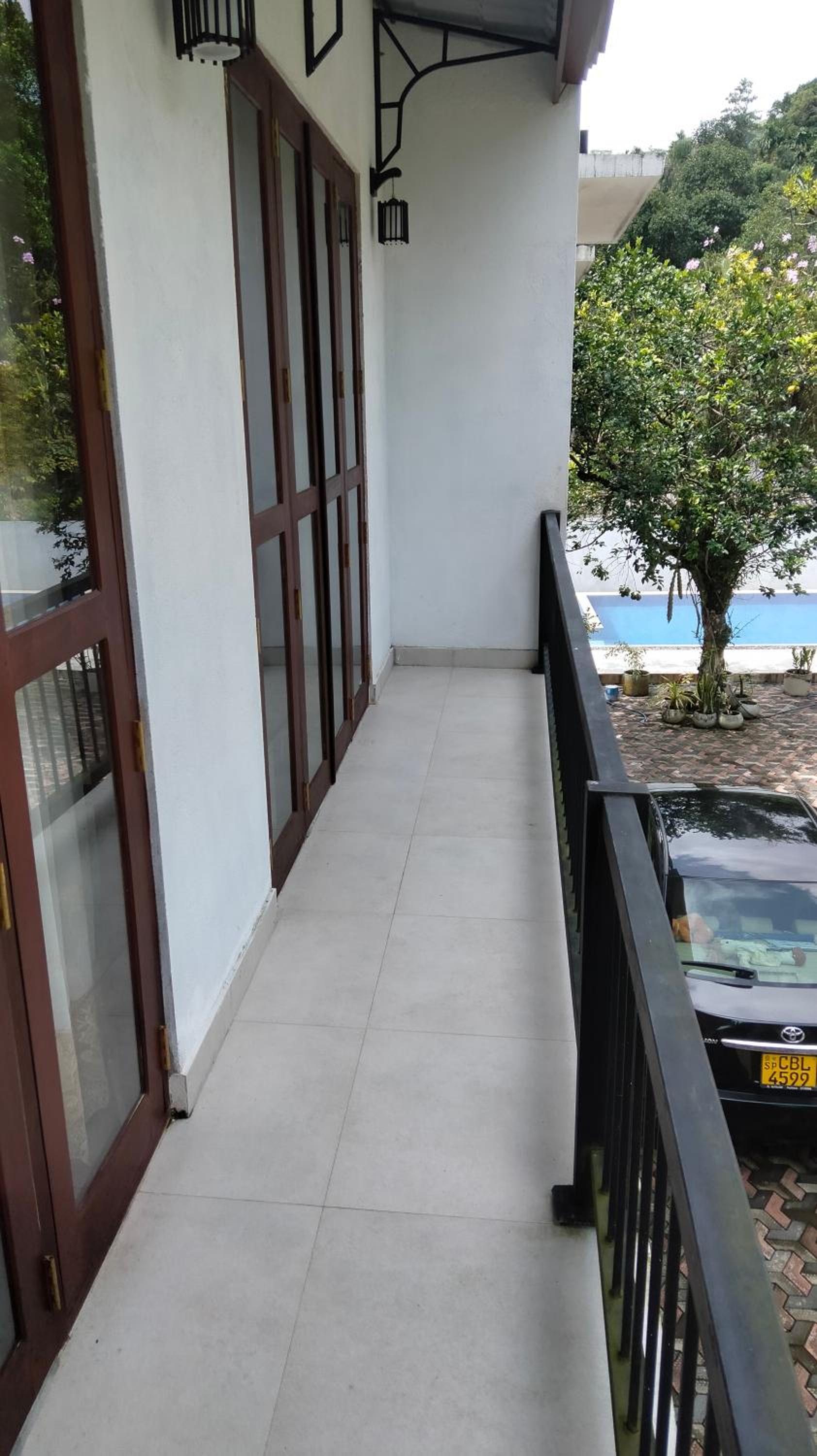 Deluxe Double Room with Balcony photo 3