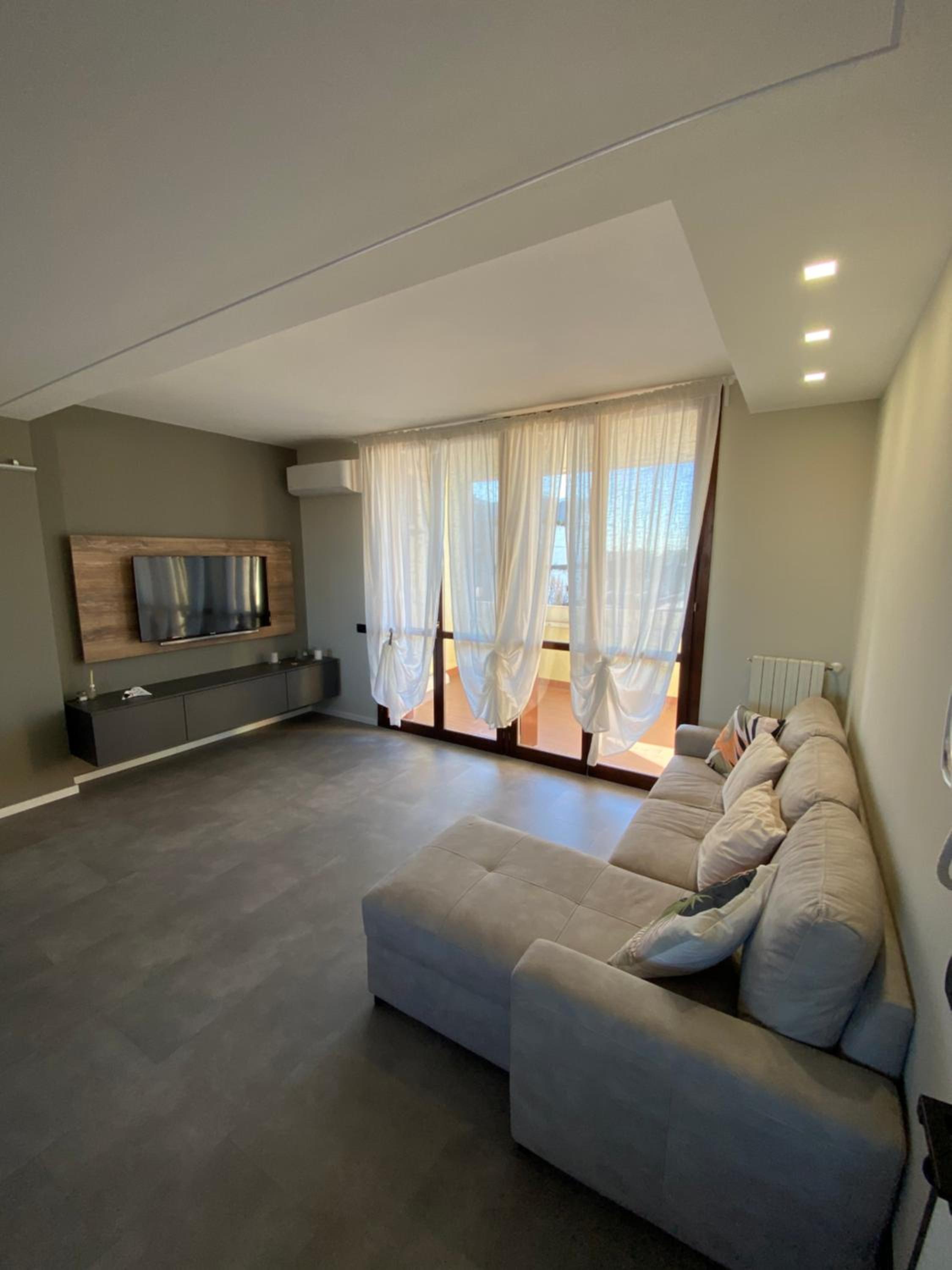 Apartment With Balcony photo 1