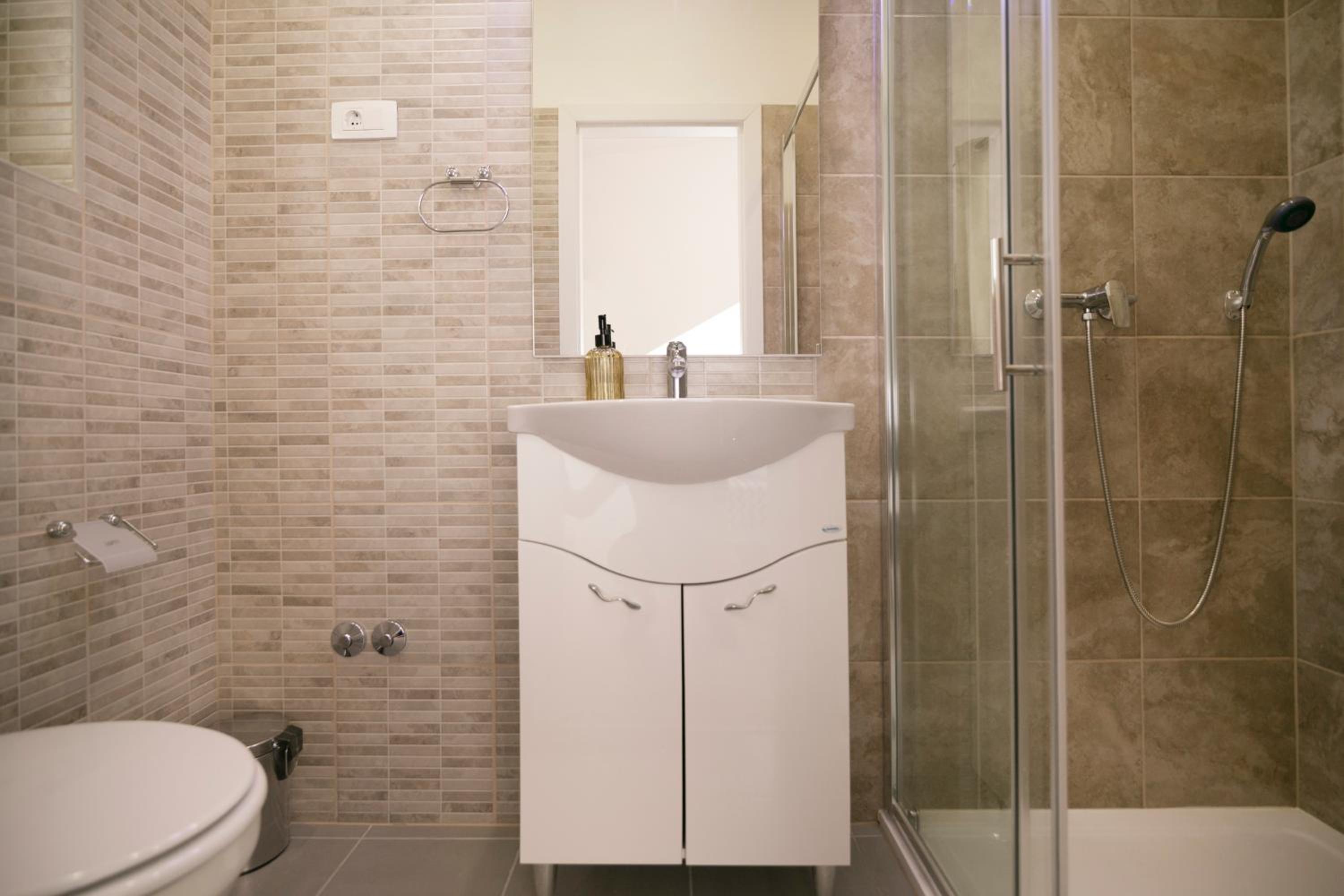 Deluxe Double or Twin Room with Garden View - Photo 11