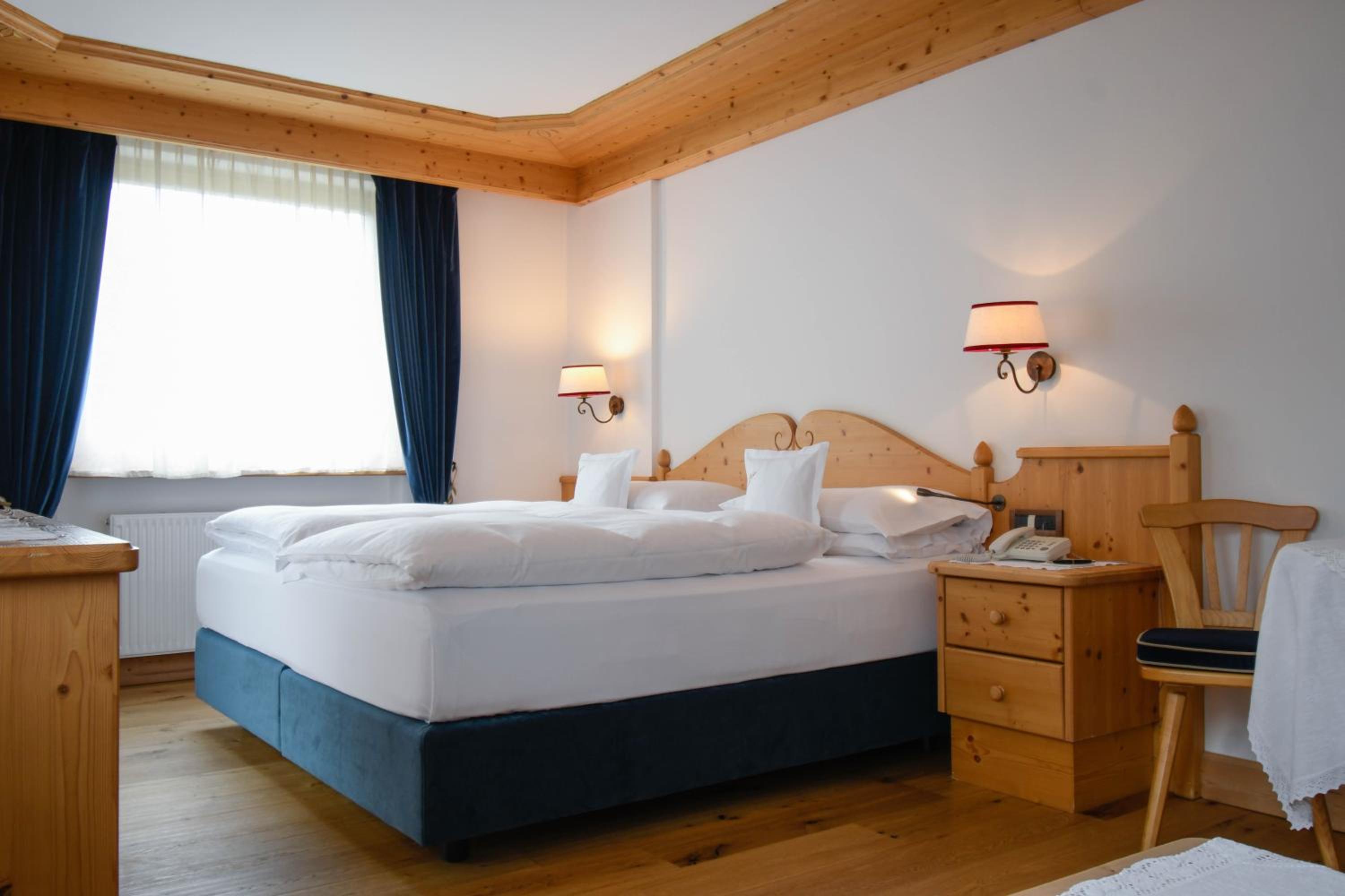 Superior Panorama Double Room with Balcony - Photo 7