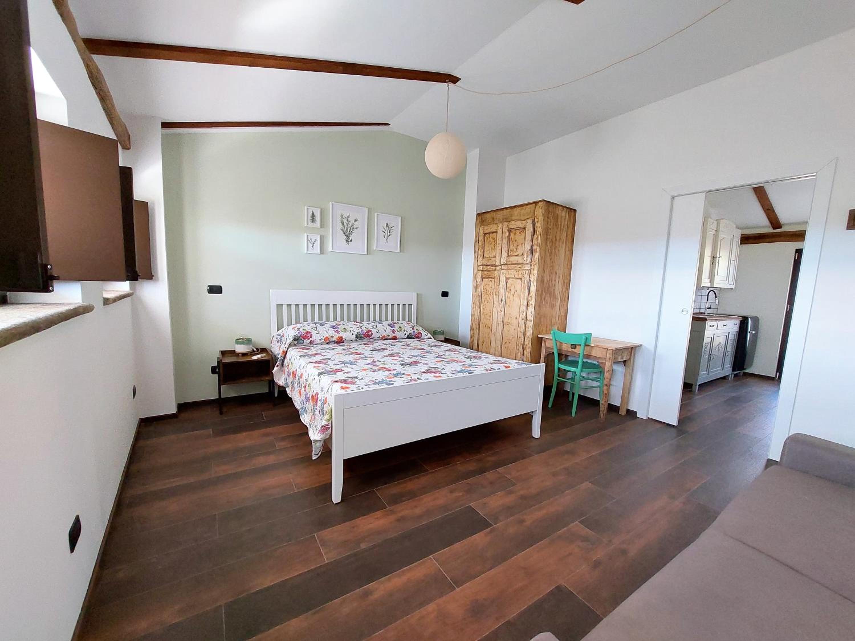 Apartment With Terrace photo 3