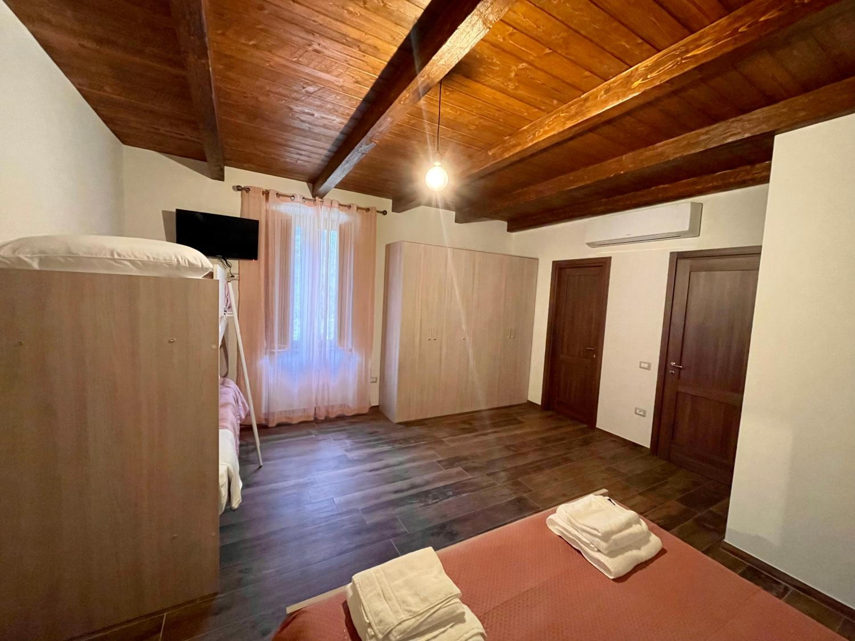Quadruple Room photo 2