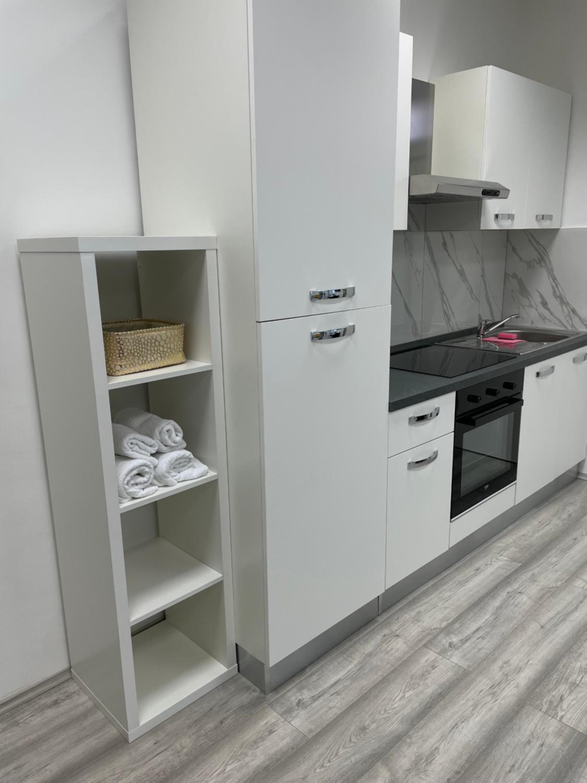 One-Bedroom Apartment - Photo 11