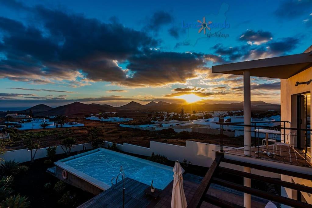 Superior Villa photo 2