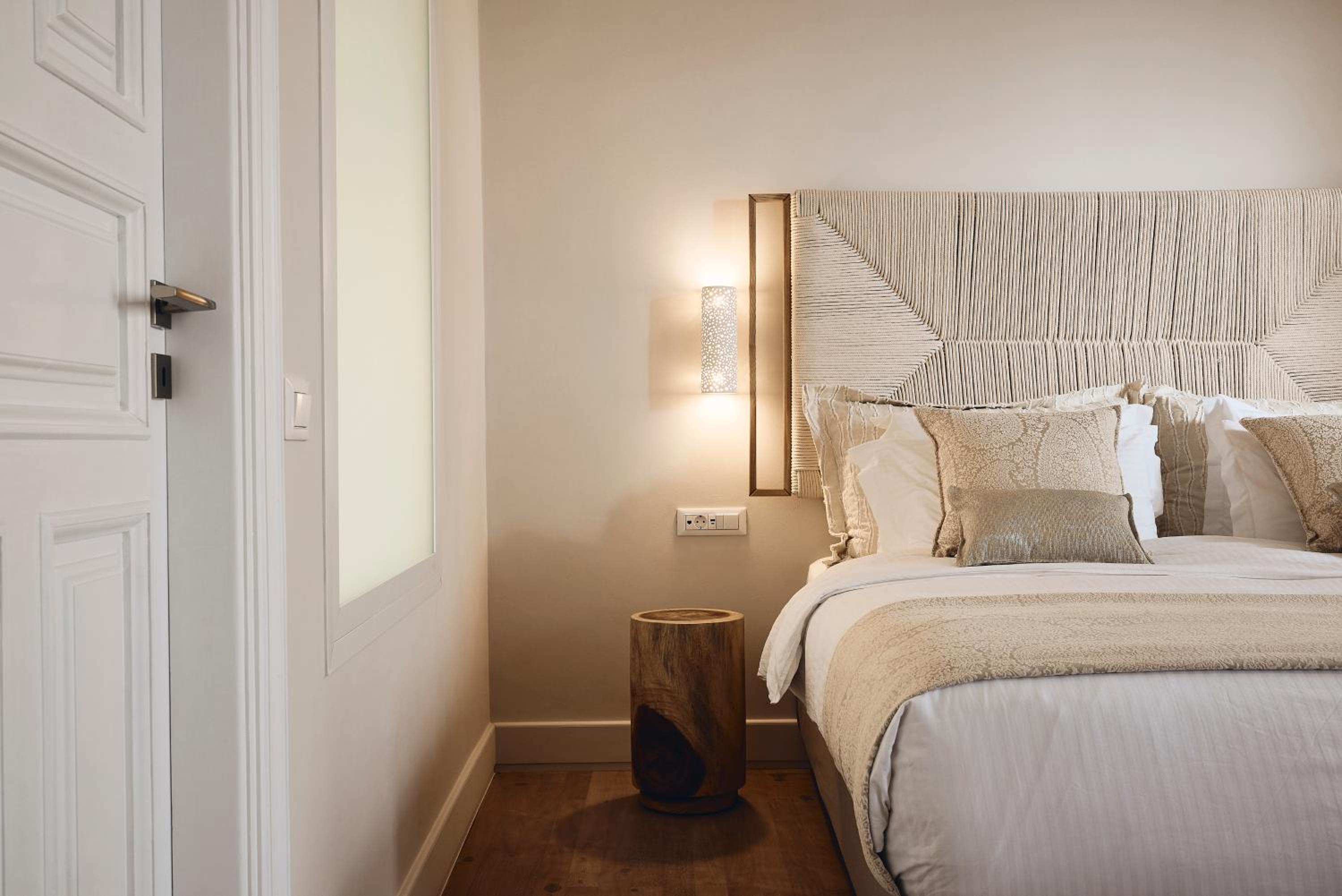 Superior Double Room - Photo 9
