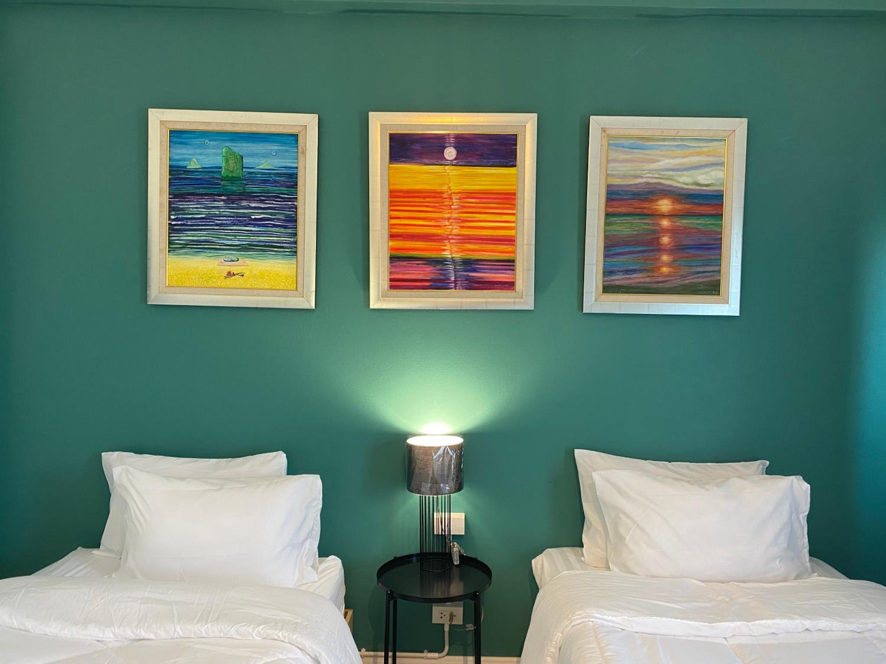 Deluxe Twin Room photo 2