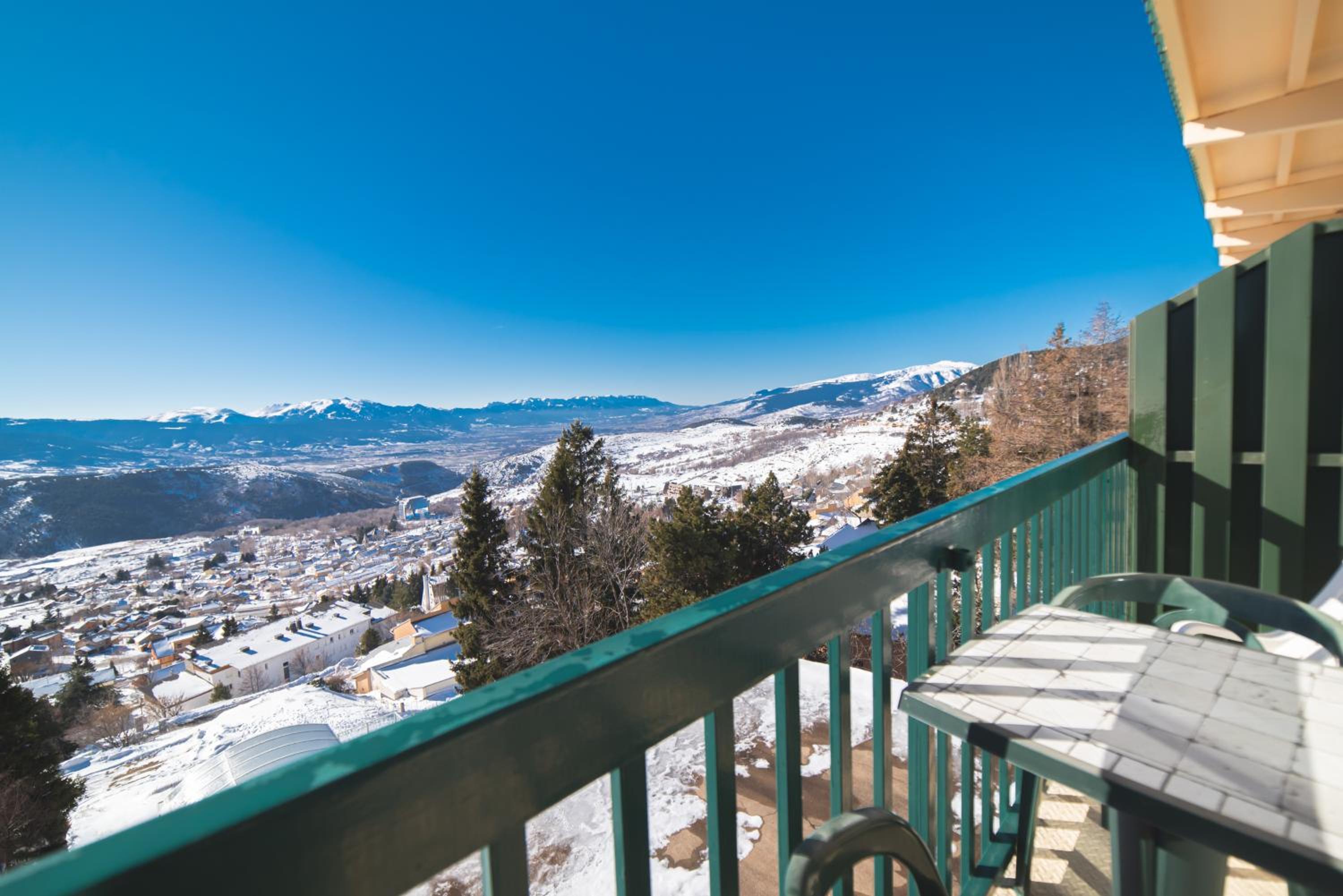 Triple Room with Mountain View - Photo 2