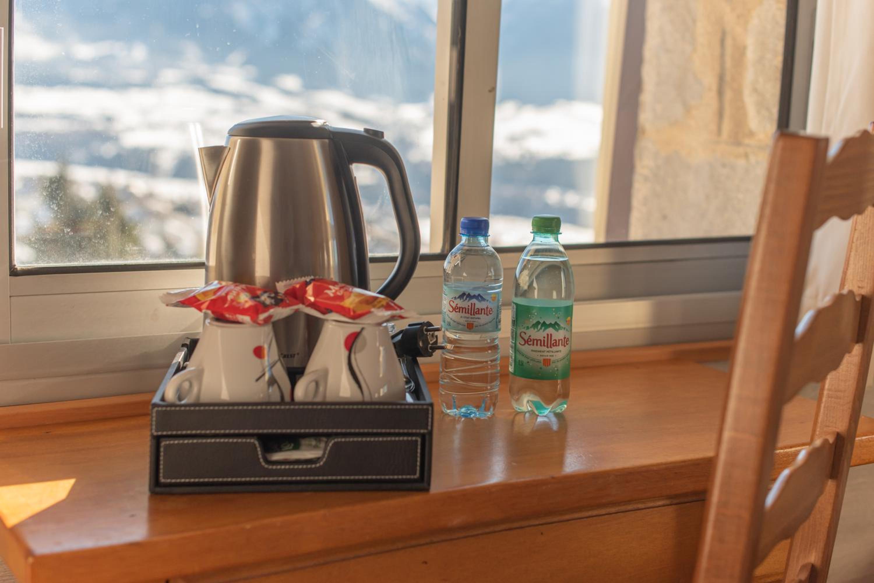 Double Room with Mountain View - Photo 8