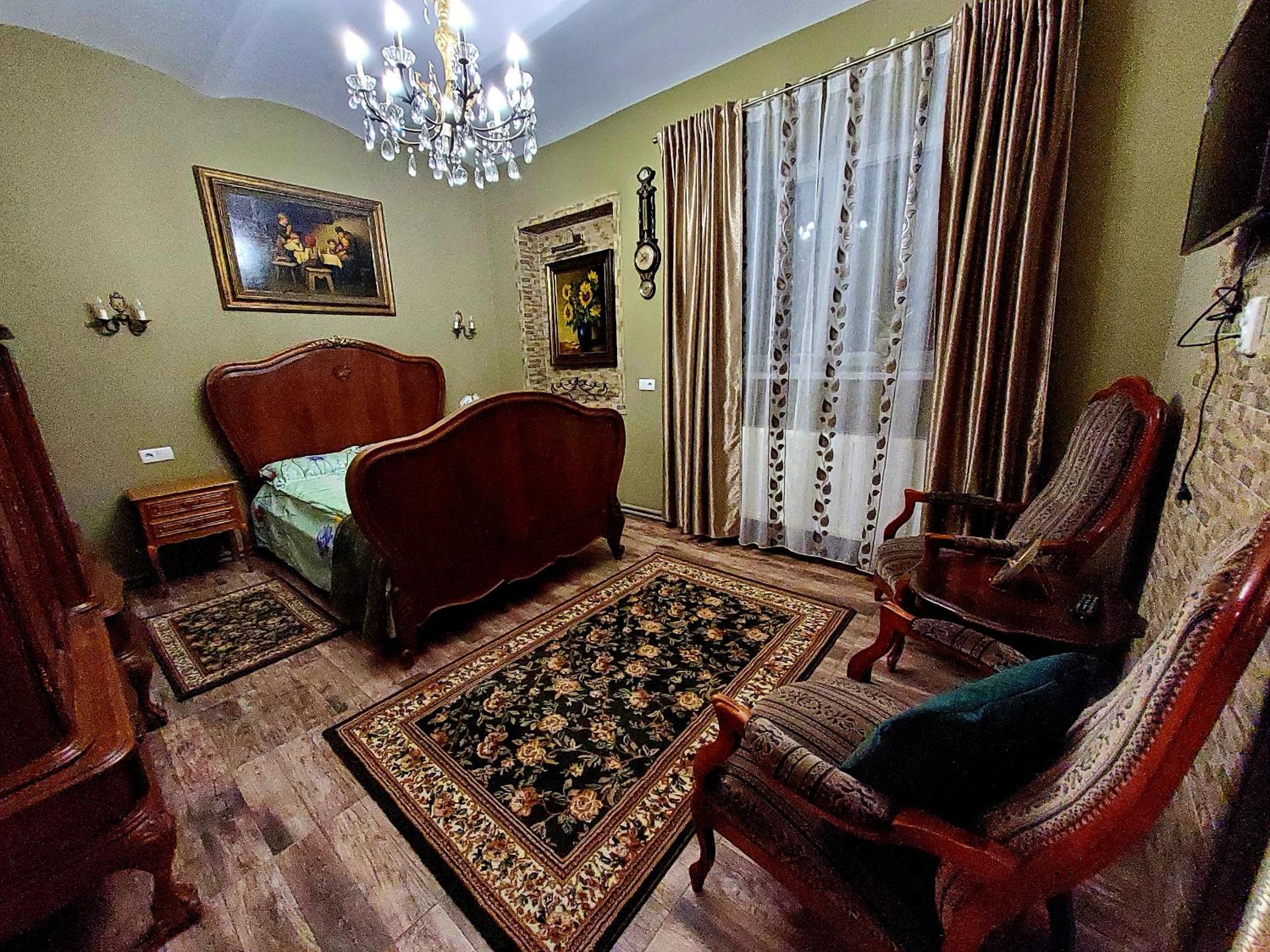 Deluxe Double or Twin Room photo 1