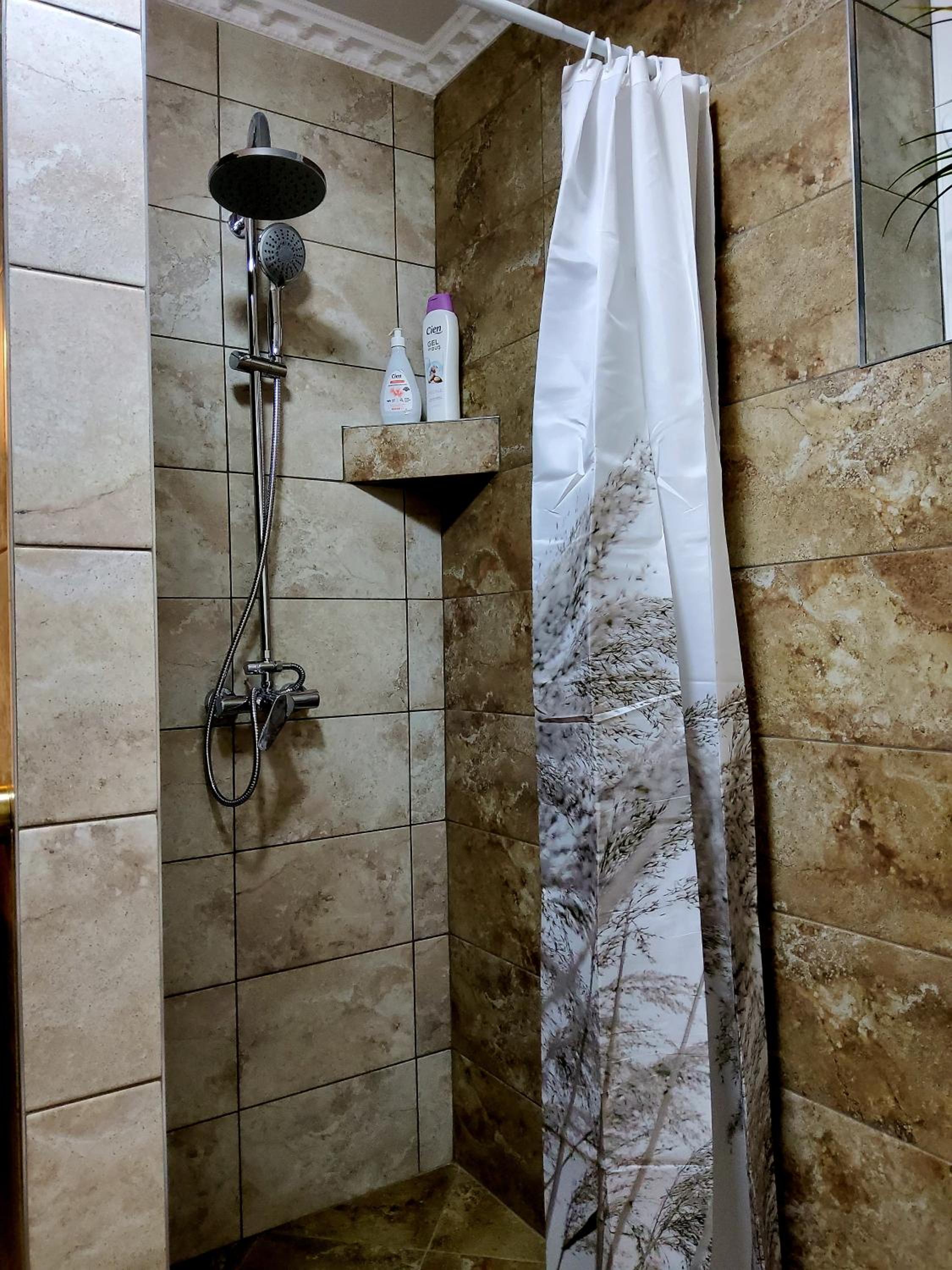 Deluxe Double or Twin Room photo 2